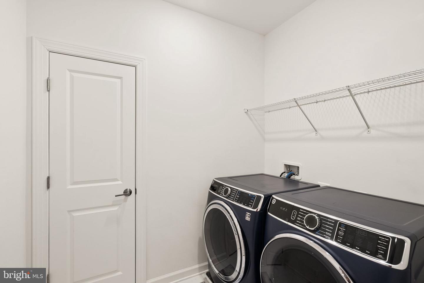 20254 NORTHPARK DR, ASHBURN, Virginia 20147, 5 Bedrooms Bedrooms, ,4 BathroomsBathrooms,Residential,For sale,20254 NORTHPARK DR,VALO2112018 MLS # VALO2112018