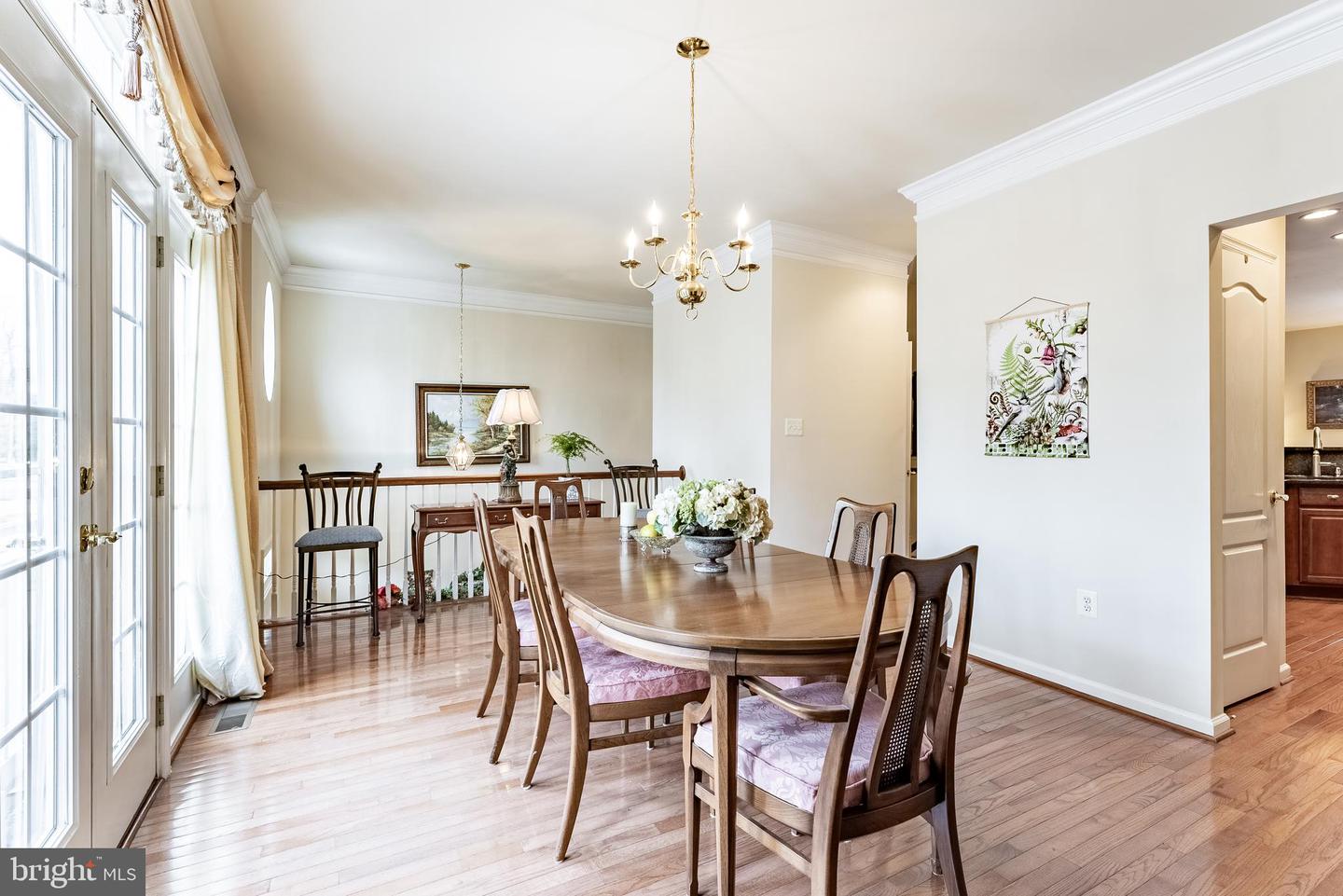 12153 CALDICOT LN, FAIRFAX, Virginia 22030, 4 Bedrooms Bedrooms, ,3 BathroomsBathrooms,Residential,For sale,12153 CALDICOT LN,VAFX2281654 MLS # VAFX2281654