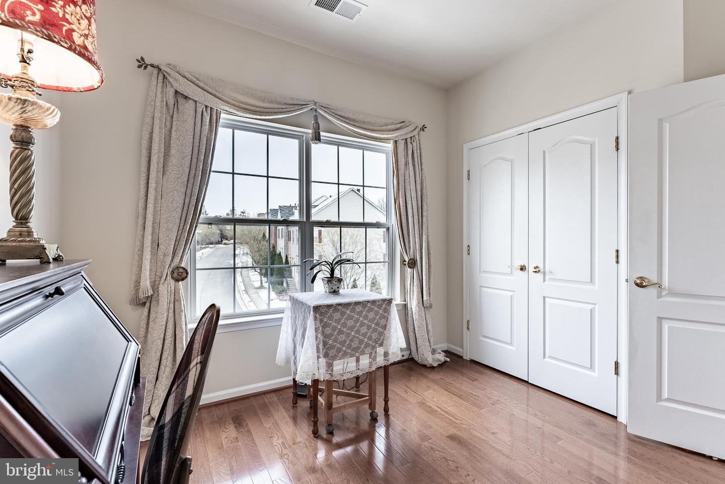 12153 CALDICOT LN, FAIRFAX, Virginia 22030, 4 Bedrooms Bedrooms, ,3 BathroomsBathrooms,Residential,For sale,12153 CALDICOT LN,VAFX2281654 MLS # VAFX2281654