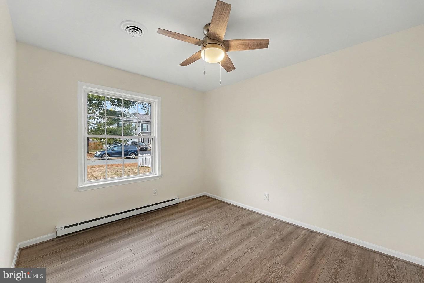 408 HAMILTON ST, FREDERICKSBURG, Virginia 22408, 3 Bedrooms Bedrooms, 6 Rooms Rooms,1 BathroomBathrooms,Residential,For sale,408 HAMILTON ST,VASP2038430 MLS # VASP2038430