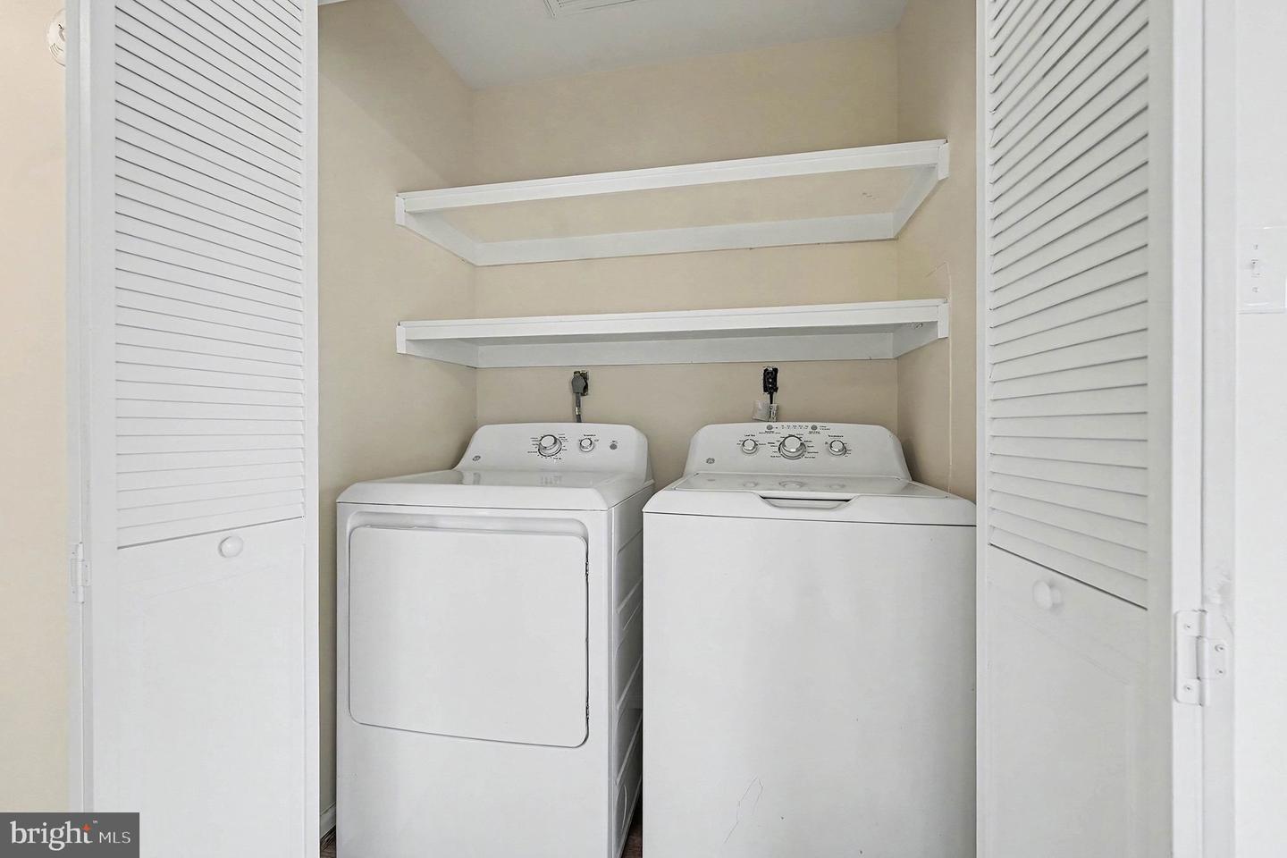 408 HAMILTON ST, FREDERICKSBURG, Virginia 22408, 3 Bedrooms Bedrooms, 6 Rooms Rooms,1 BathroomBathrooms,Residential,For sale,408 HAMILTON ST,VASP2038430 MLS # VASP2038430