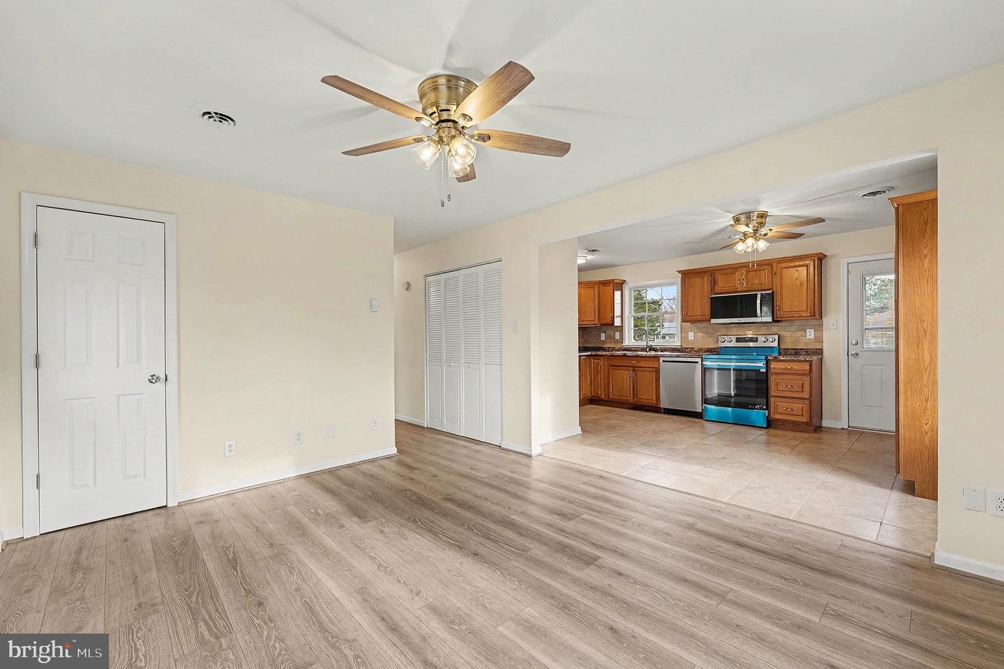 408 HAMILTON ST, FREDERICKSBURG, Virginia 22408, 3 Bedrooms Bedrooms, 6 Rooms Rooms,1 BathroomBathrooms,Residential,For sale,408 HAMILTON ST,VASP2038430 MLS # VASP2038430