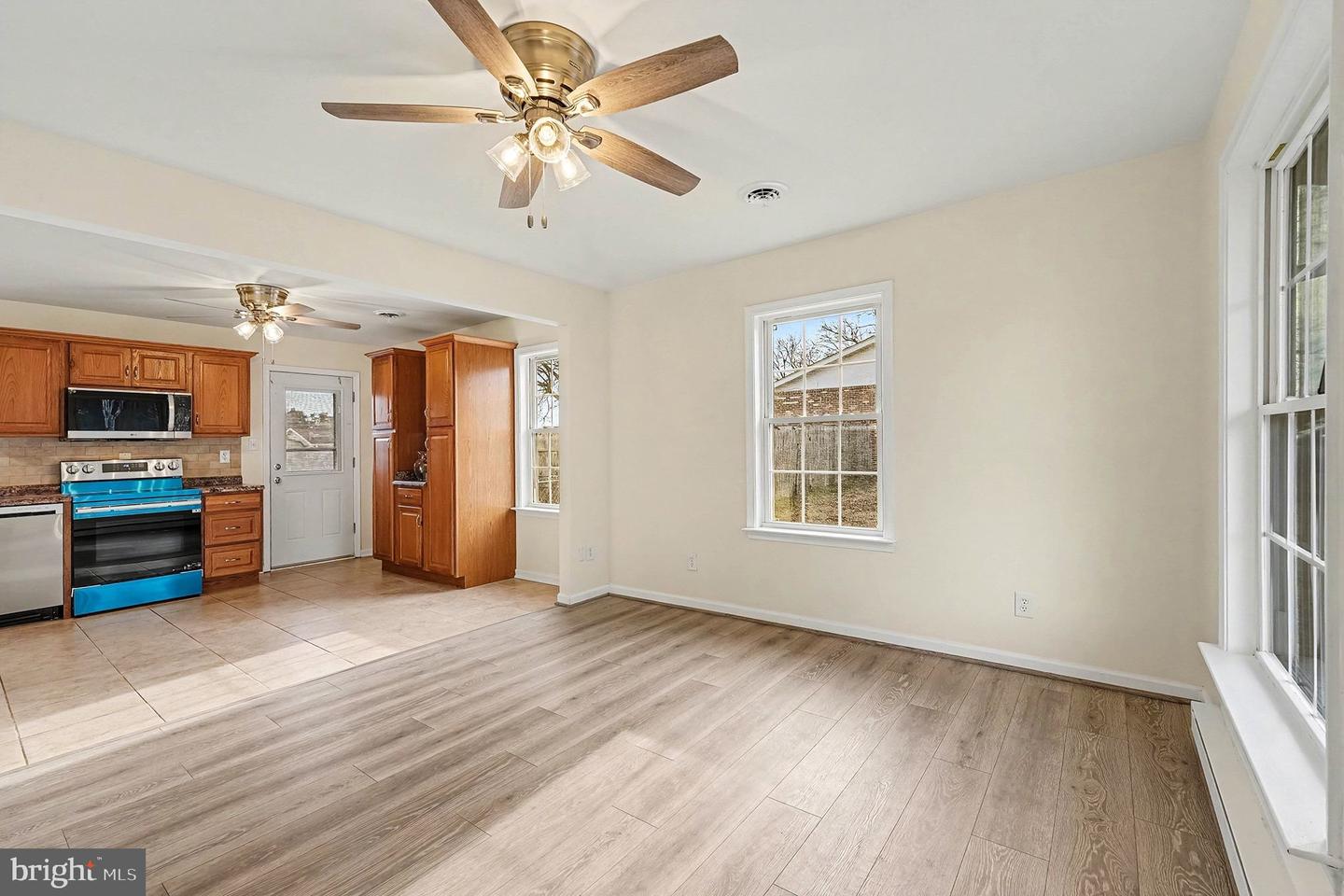 408 HAMILTON ST, FREDERICKSBURG, Virginia 22408, 3 Bedrooms Bedrooms, 6 Rooms Rooms,1 BathroomBathrooms,Residential,For sale,408 HAMILTON ST,VASP2038430 MLS # VASP2038430