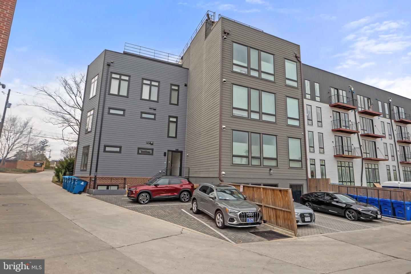 4315 HARRISON ST NW #5, WASHINGTON, District Of Columbia 20015, 1 Bedroom Bedrooms, ,1 BathroomBathrooms,Residential,For sale,4315 HARRISON ST NW #5,DCDC2240348 MLS # DCDC2240348