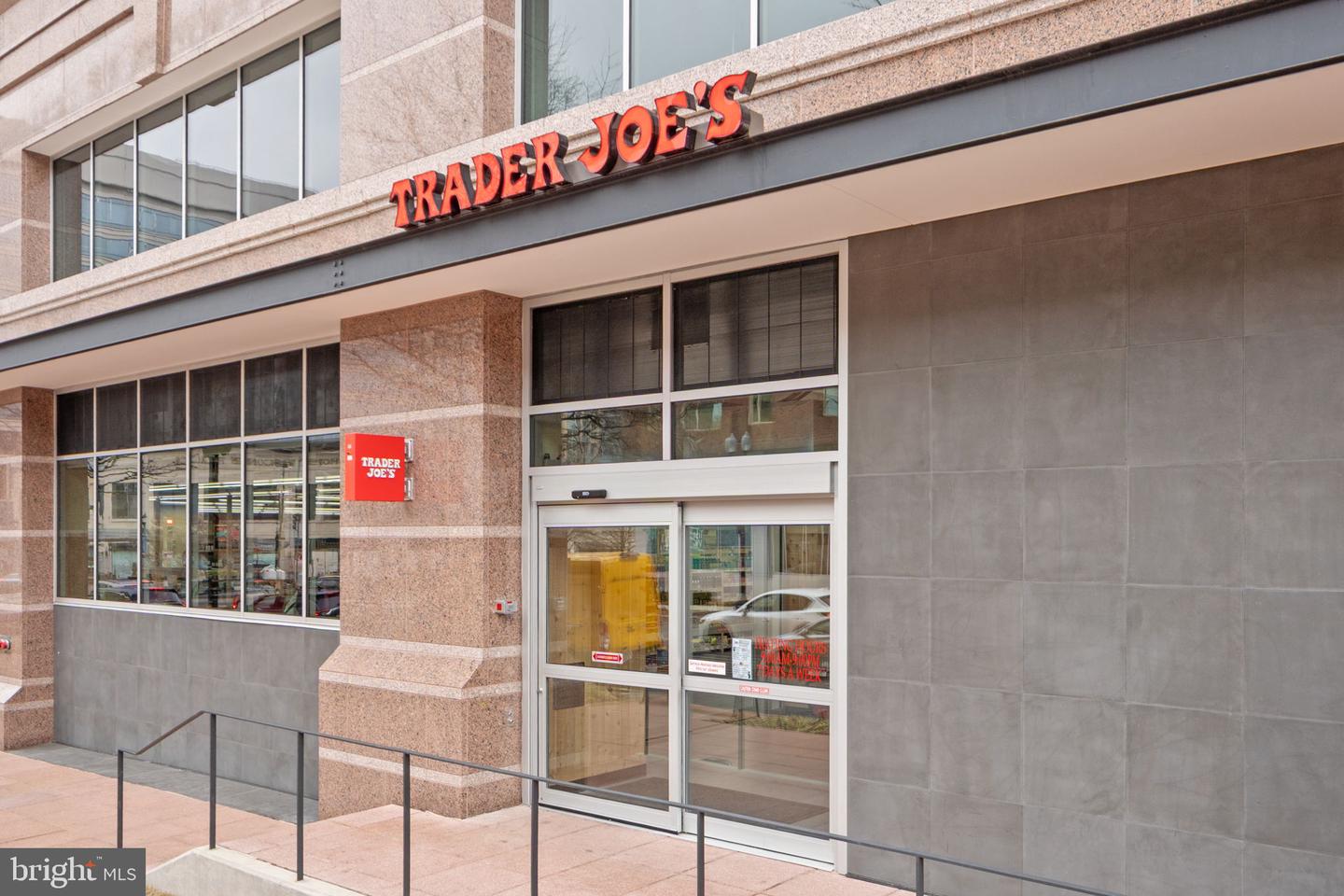 4315 HARRISON ST NW #5, WASHINGTON, District Of Columbia 20015, 1 Bedroom Bedrooms, ,1 BathroomBathrooms,Residential,For sale,4315 HARRISON ST NW #5,DCDC2240348 MLS # DCDC2240348