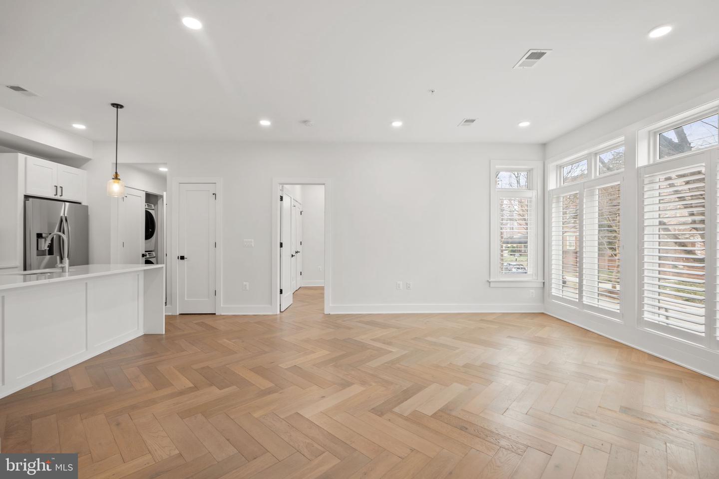 4315 HARRISON ST NW #5, WASHINGTON, District Of Columbia 20015, 1 Bedroom Bedrooms, ,1 BathroomBathrooms,Residential,For sale,4315 HARRISON ST NW #5,DCDC2240348 MLS # DCDC2240348