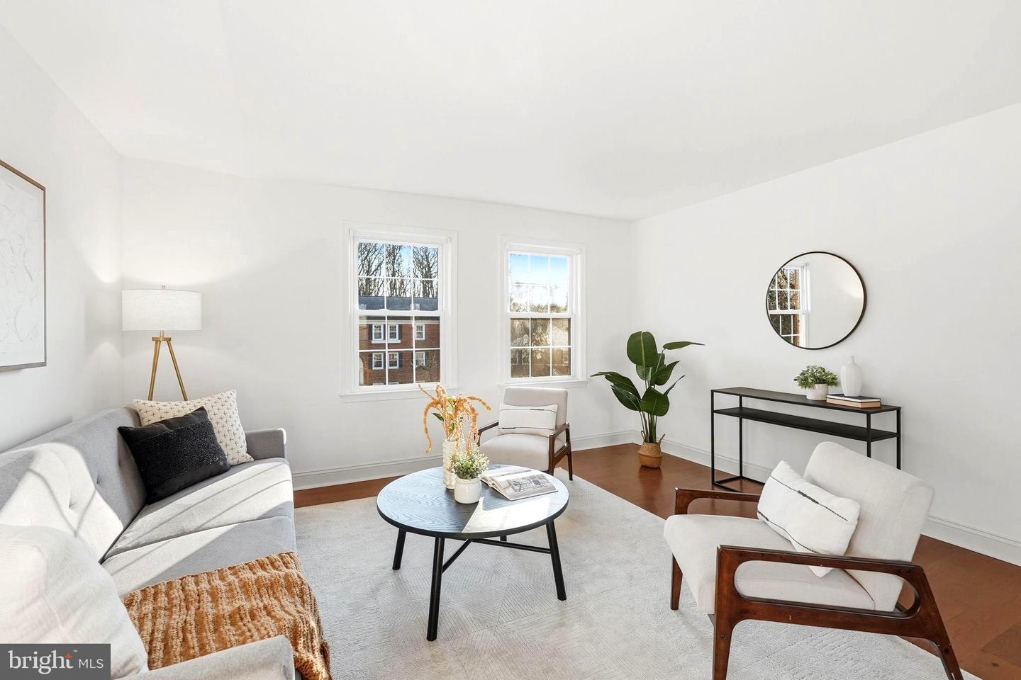 6625 10TH ST #C2, ALEXANDRIA, Virginia 22307, 3 Bedrooms Bedrooms, ,1 BathroomBathrooms,Residential,For sale,6625 10TH ST #C2,VAFX2284774 MLS # VAFX2284774