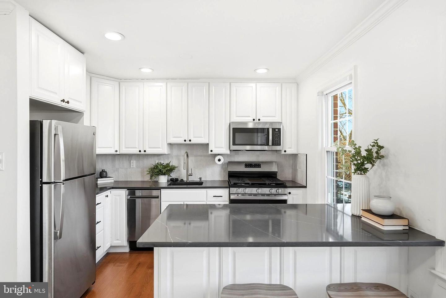 6625 10TH ST #C2, ALEXANDRIA, Virginia 22307, 3 Bedrooms Bedrooms, ,1 BathroomBathrooms,Residential,For sale,6625 10TH ST #C2,VAFX2284774 MLS # VAFX2284774