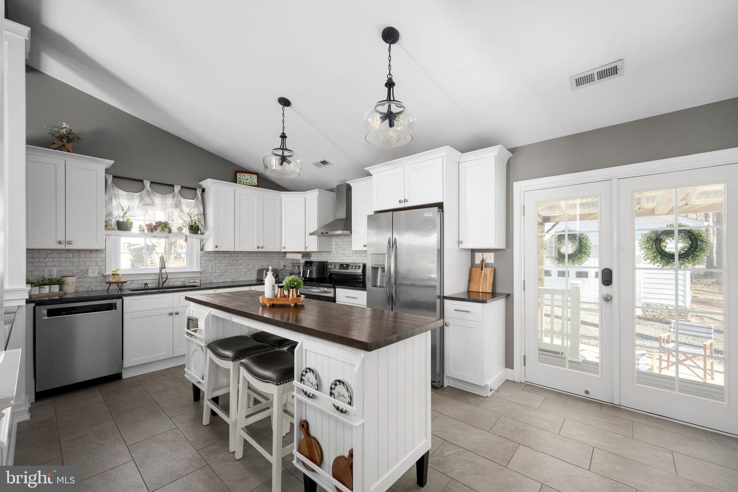 210 REMINGTON DR, RUTHER GLEN, Virginia 22546, 3 Bedrooms Bedrooms, ,2 BathroomsBathrooms,Residential,For sale,210 REMINGTON DR,VACV2009388 MLS # VACV2009388