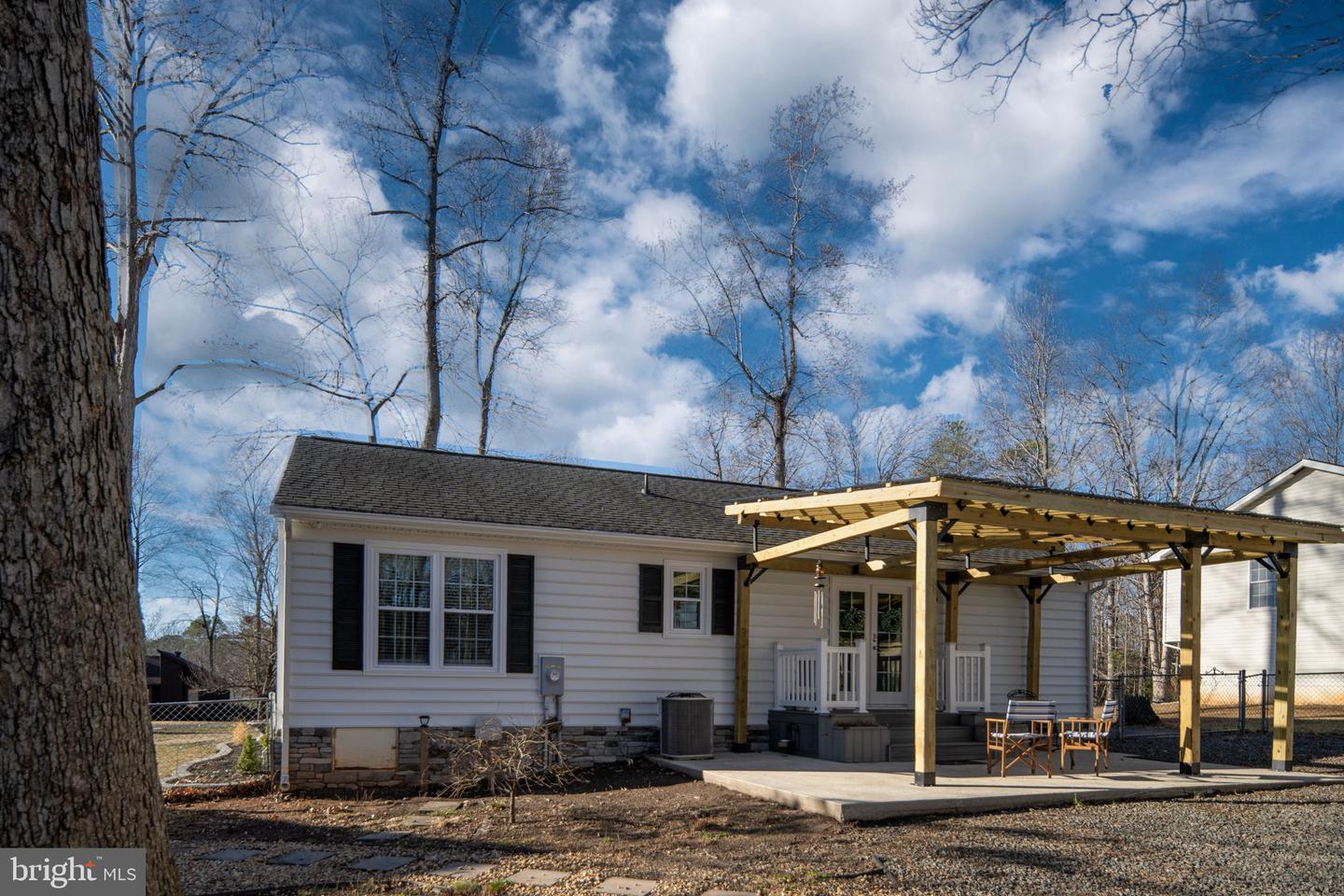 210 REMINGTON DR, RUTHER GLEN, Virginia 22546, 3 Bedrooms Bedrooms, ,2 BathroomsBathrooms,Residential,For sale,210 REMINGTON DR,VACV2009388 MLS # VACV2009388