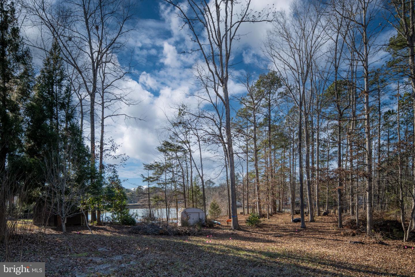 210 REMINGTON DR, RUTHER GLEN, Virginia 22546, 3 Bedrooms Bedrooms, ,2 BathroomsBathrooms,Residential,For sale,210 REMINGTON DR,VACV2009388 MLS # VACV2009388