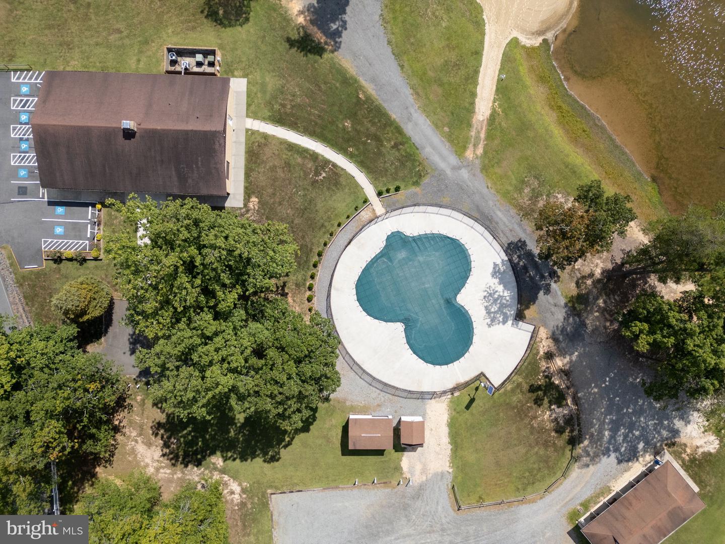 210 REMINGTON DR, RUTHER GLEN, Virginia 22546, 3 Bedrooms Bedrooms, ,2 BathroomsBathrooms,Residential,For sale,210 REMINGTON DR,VACV2009388 MLS # VACV2009388