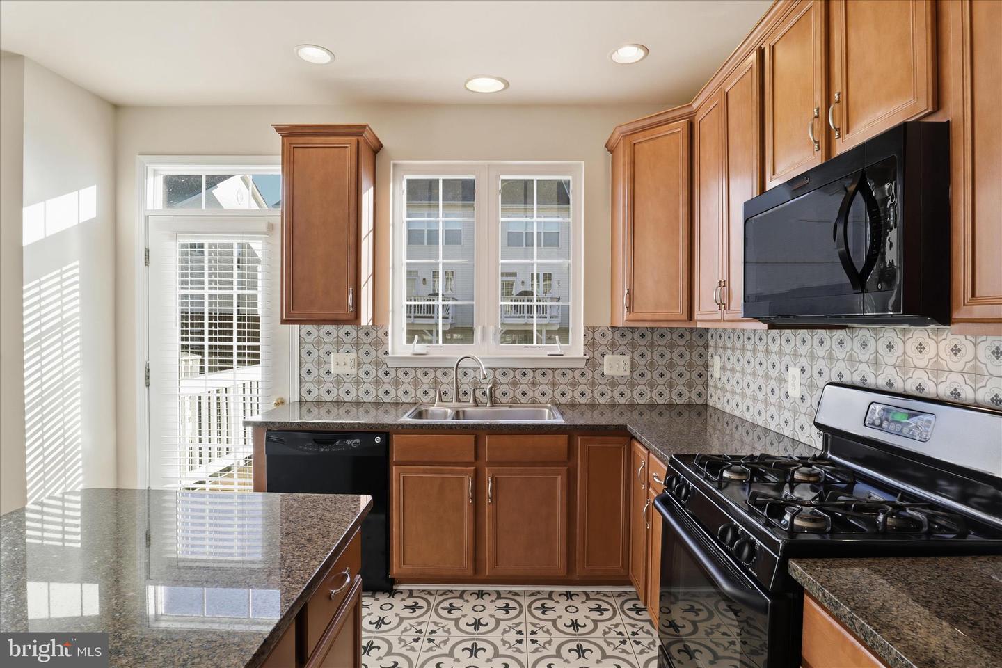 20432 HOMELAND TER, ASHBURN, Virginia 20147, 3 Bedrooms Bedrooms, ,3 BathroomsBathrooms,Residential,For sale,20432 HOMELAND TER,VALO2113804 MLS # VALO2113804