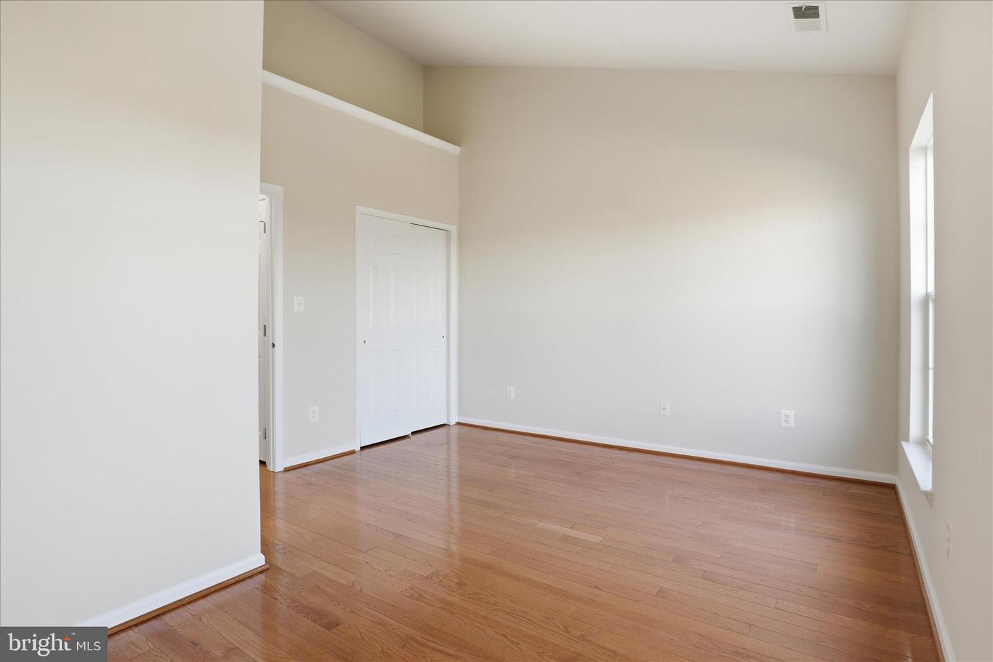 20432 HOMELAND TER, ASHBURN, Virginia 20147, 3 Bedrooms Bedrooms, ,3 BathroomsBathrooms,Residential,For sale,20432 HOMELAND TER,VALO2113804 MLS # VALO2113804