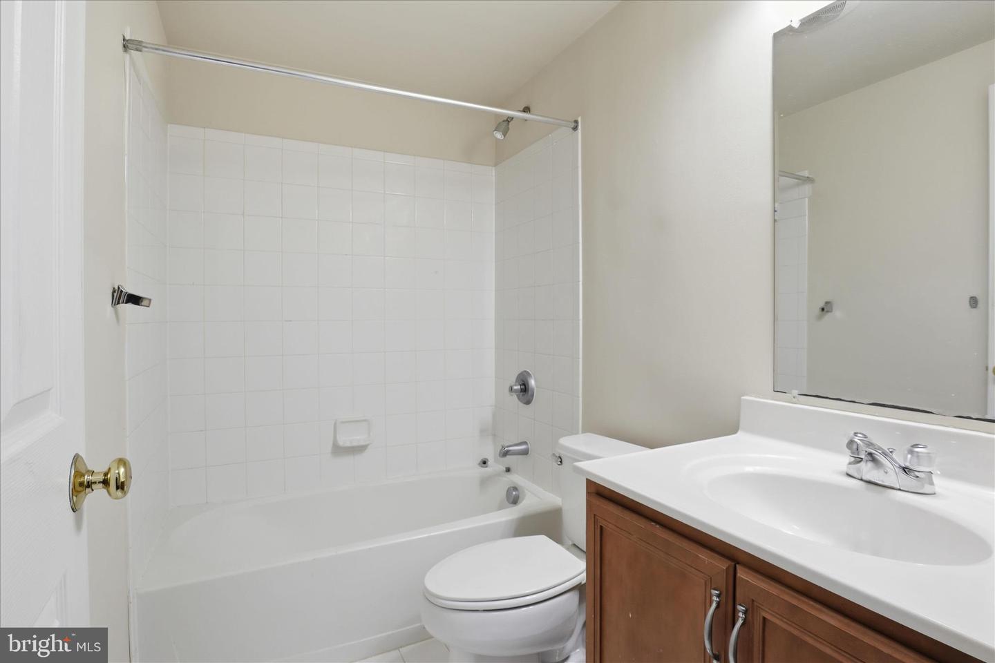 20432 HOMELAND TER, ASHBURN, Virginia 20147, 3 Bedrooms Bedrooms, ,3 BathroomsBathrooms,Residential,For sale,20432 HOMELAND TER,VALO2113804 MLS # VALO2113804