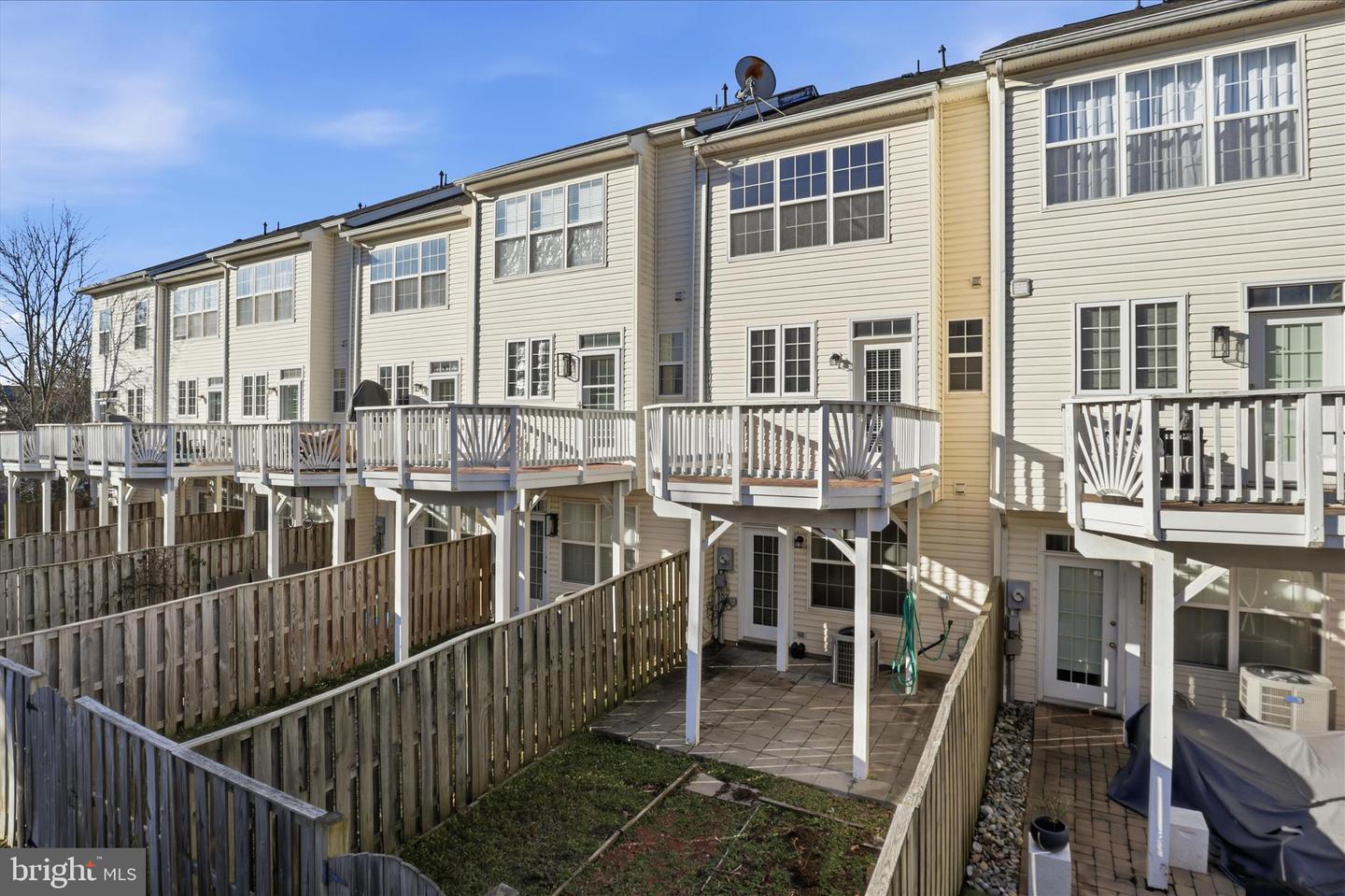 20432 HOMELAND TER, ASHBURN, Virginia 20147, 3 Bedrooms Bedrooms, ,3 BathroomsBathrooms,Residential,For sale,20432 HOMELAND TER,VALO2113804 MLS # VALO2113804