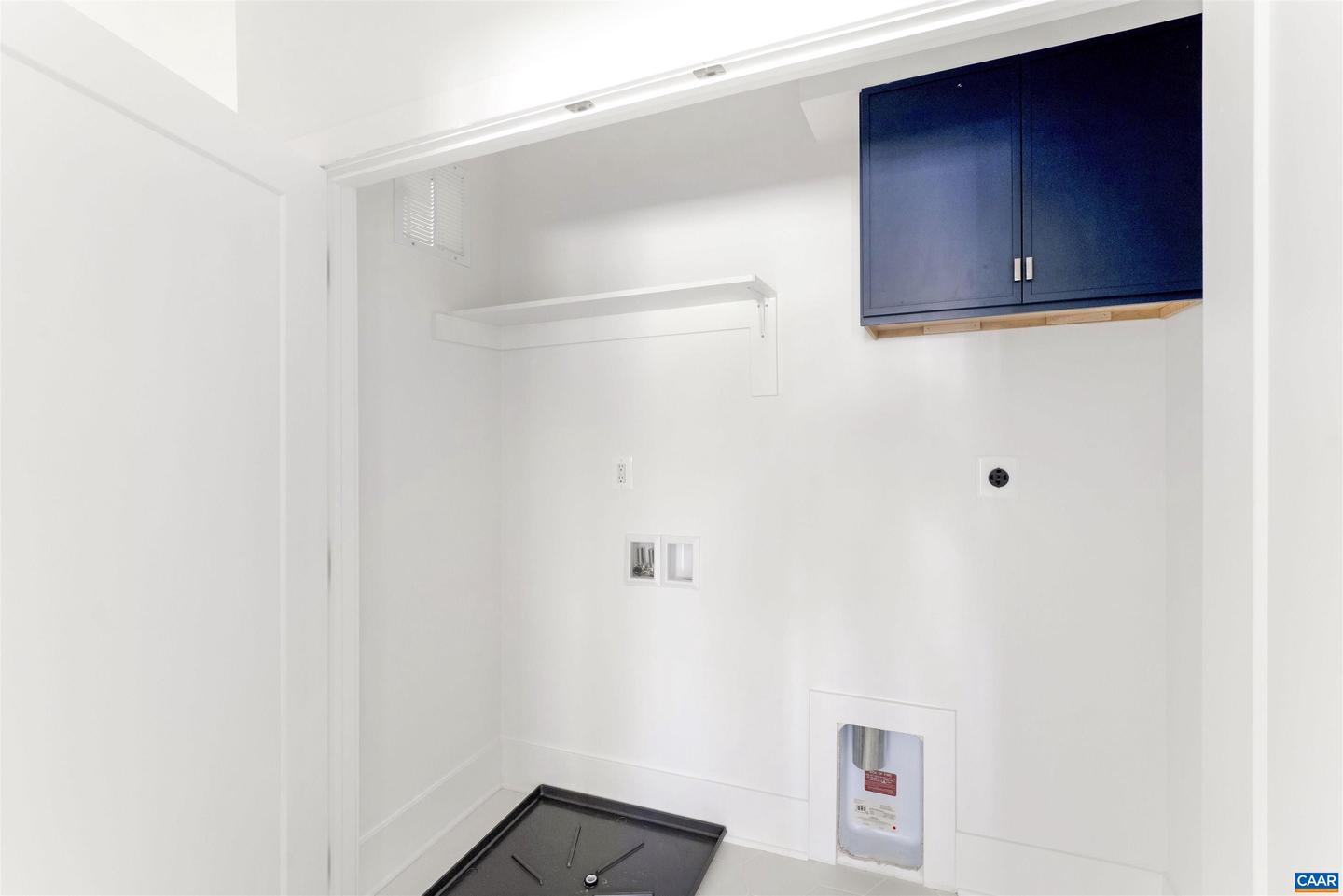 985 5TH ST SW, CHARLOTTESVILLE, Virginia 22902, 4 Bedrooms Bedrooms, ,3 BathroomsBathrooms,Residential,For sale,985 5TH ST SW,672392 MLS # 672392