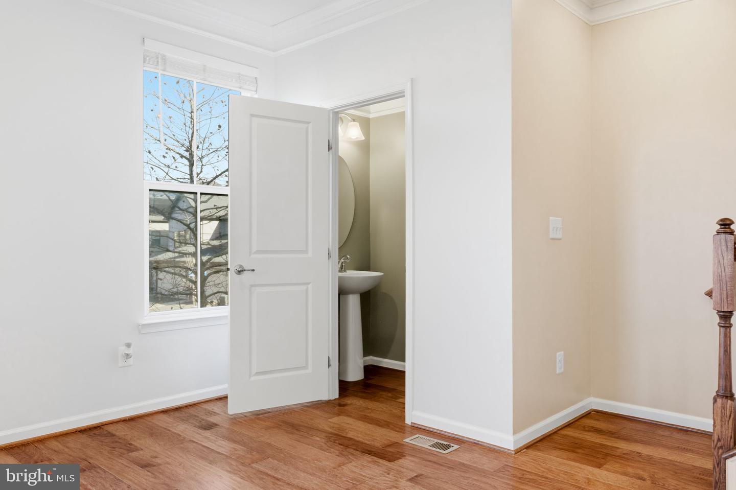 43377 SOUTHLAND ST, ASHBURN, Virginia 20148, 4 Bedrooms Bedrooms, ,3 BathroomsBathrooms,Residential,For sale,43377 SOUTHLAND ST,VALO2113828 MLS # VALO2113828 43377 SOUTHLAND ST, ASHBURN, Virginia 20148, 4 Bedrooms Bedrooms, ,3 BathroomsBathrooms,Residential,For sale,43377 SOUTHLAND ST,VALO2113828 MLS # VALO2113828