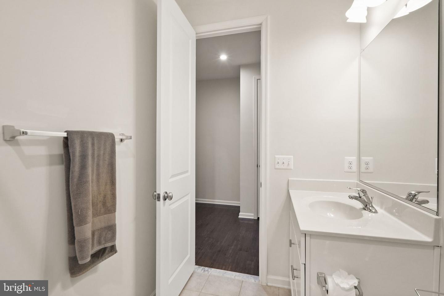 19298 FORKED CREEK TER, LEESBURG, Virginia 20175, 3 Bedrooms Bedrooms, ,3 BathroomsBathrooms,Residential,For sale,19298 FORKED CREEK TER,VALO2113830 MLS # VALO2113830