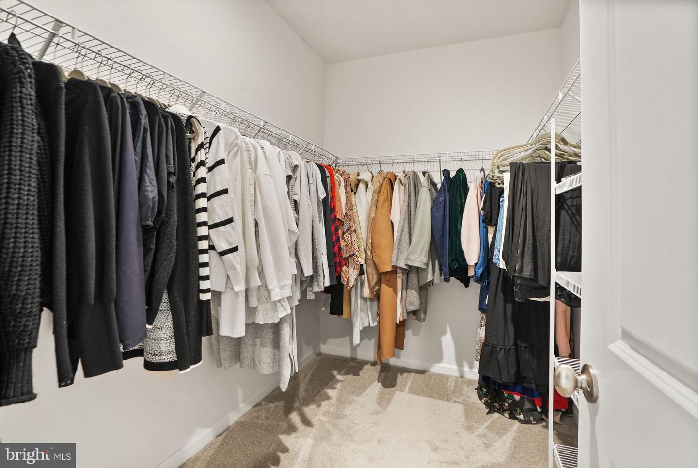 19298 FORKED CREEK TER, LEESBURG, Virginia 20175, 3 Bedrooms Bedrooms, ,3 BathroomsBathrooms,Residential,For sale,19298 FORKED CREEK TER,VALO2113830 MLS # VALO2113830