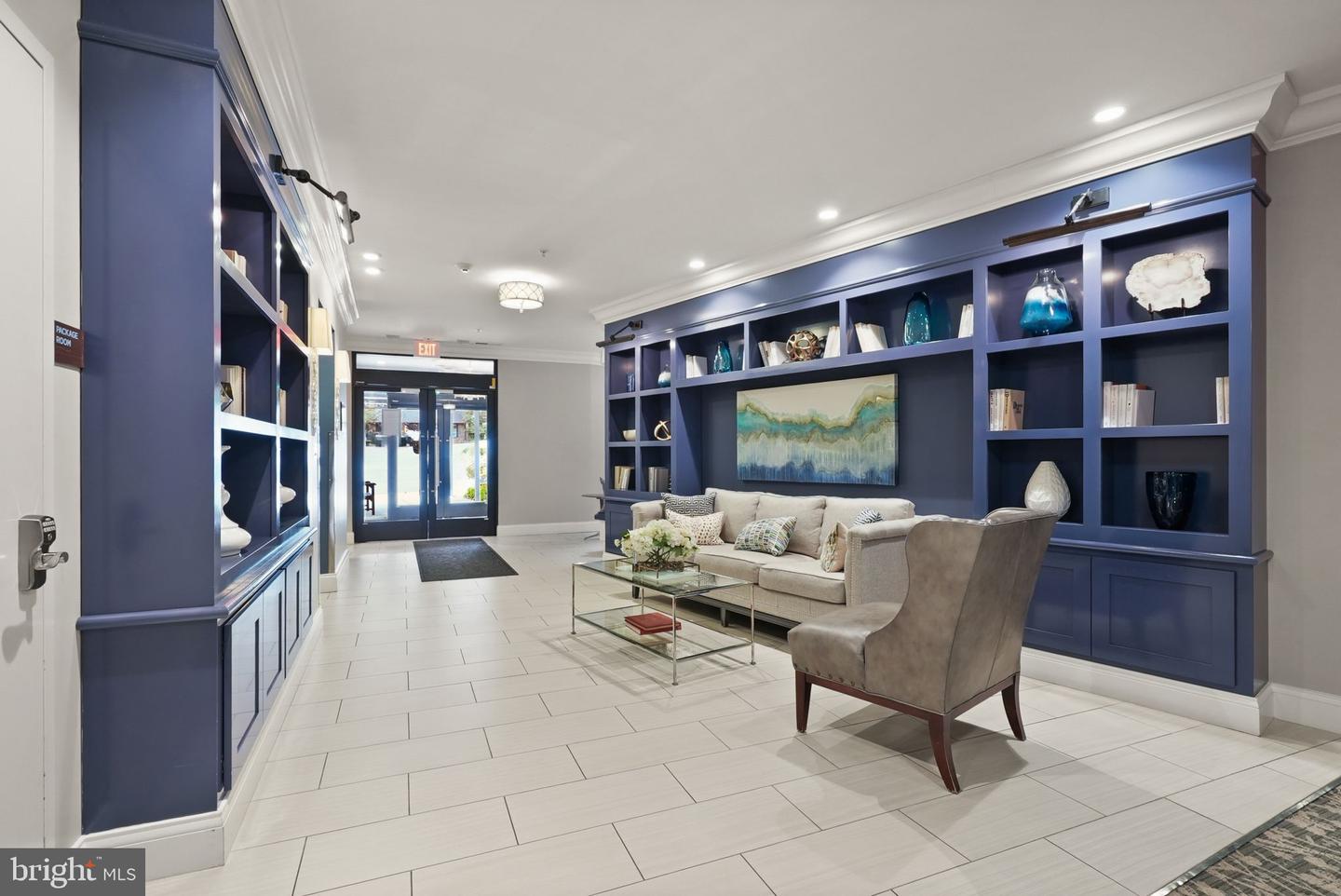 9450 SILVER KING CT #203, FAIRFAX, Virginia 22031, 2 Bedrooms Bedrooms, ,2 BathroomsBathrooms,Residential,For sale,9450 SILVER KING CT #203,VAFC2007634 MLS # VAFC2007634