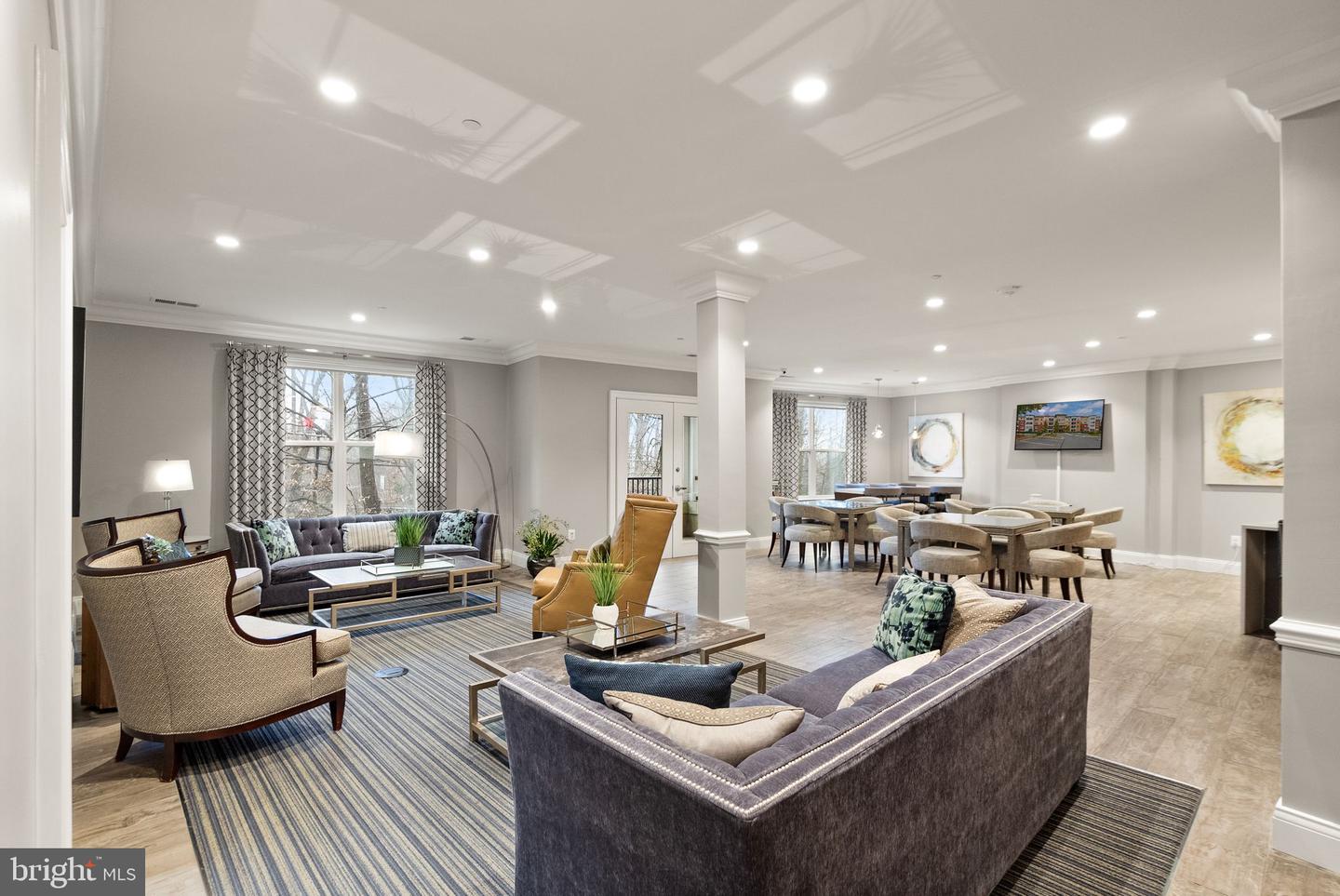 9450 SILVER KING CT #203, FAIRFAX, Virginia 22031, 2 Bedrooms Bedrooms, ,2 BathroomsBathrooms,Residential,For sale,9450 SILVER KING CT #203,VAFC2007634 MLS # VAFC2007634