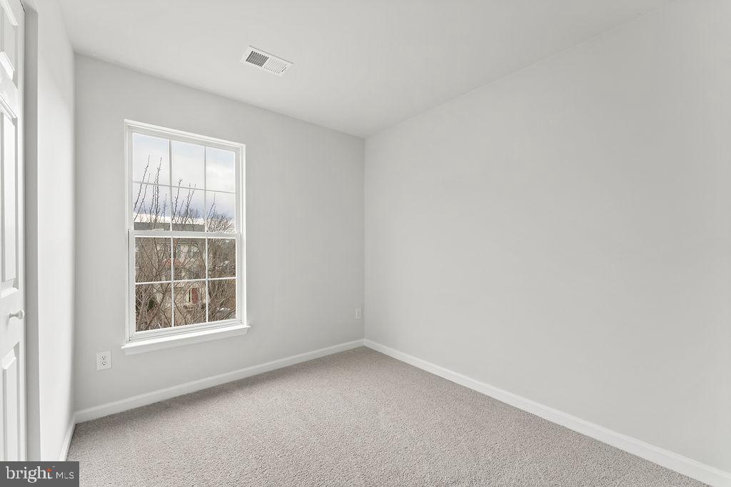 4704 COLONNADE WAY, FREDERICKSBURG, Virginia 22408, 3 Bedrooms Bedrooms, ,2 BathroomsBathrooms,Residential,For sale,4704 COLONNADE WAY,VASP2038592 MLS # VASP2038592