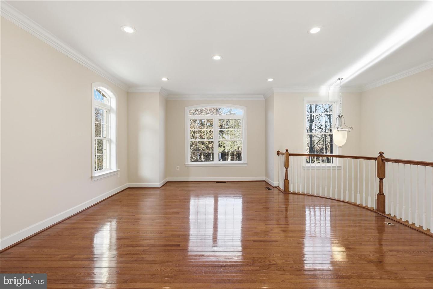 411 SPRING ST, HERNDON, Virginia 20170, 3 Bedrooms Bedrooms, ,3 BathroomsBathrooms,Residential,For sale,411 SPRING ST,VAFX2285486 MLS # VAFX2285486