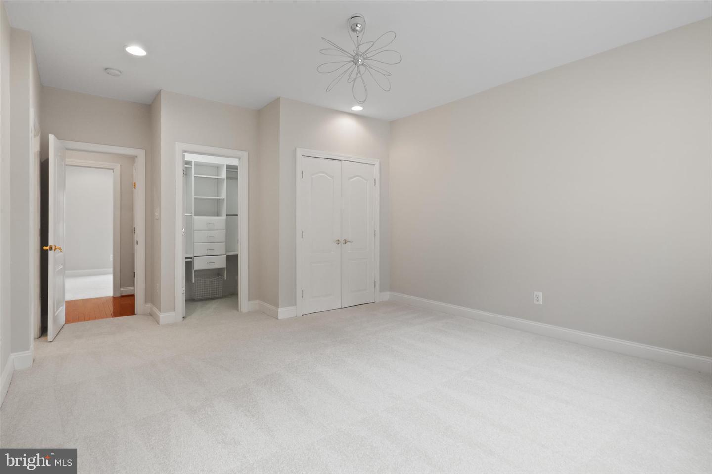 18771 THOMAS LEE WAY, LEESBURG, Virginia 20176, 6 Bedrooms Bedrooms, ,6 BathroomsBathrooms,Residential,For sale,18771 THOMAS LEE WAY,VALO2113884 MLS # VALO2113884