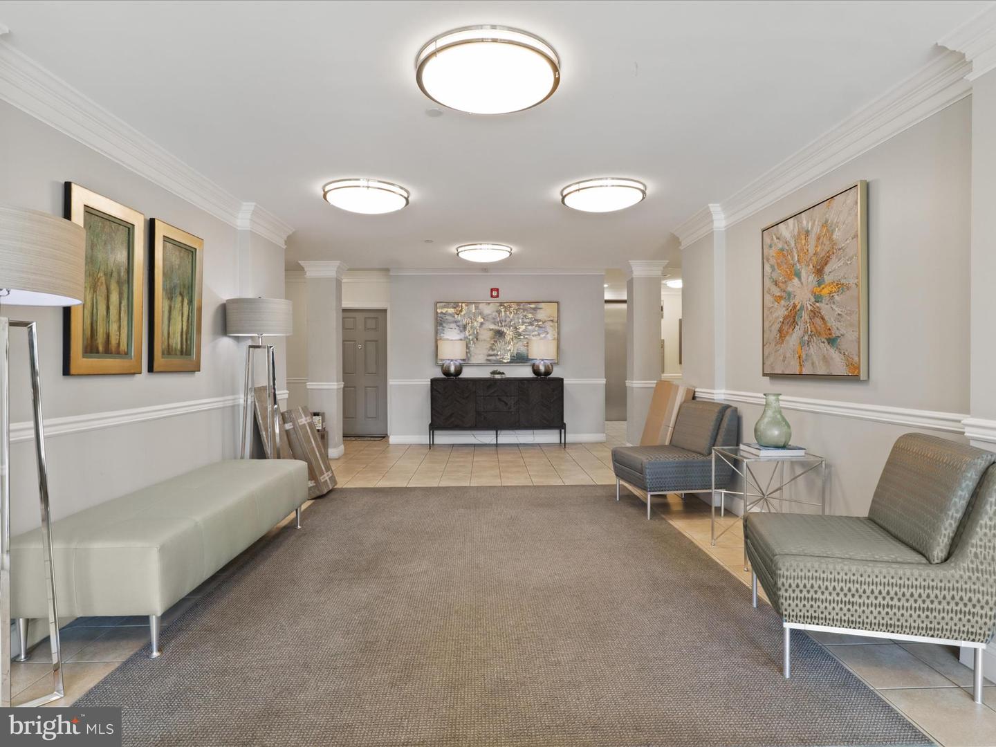 2101 N MONROE ST #212, ARLINGTON, Virginia 22207, 1 Bedroom Bedrooms, ,1 BathroomBathrooms,Residential,For sale,2101 N MONROE ST #212,VAAR2067706 MLS # VAAR2067706