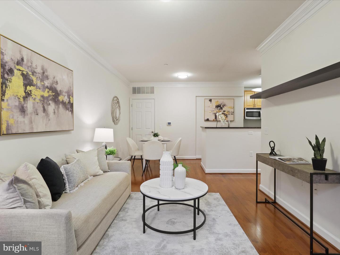 2101 N MONROE ST #212, ARLINGTON, Virginia 22207, 1 Bedroom Bedrooms, ,1 BathroomBathrooms,Residential,For sale,2101 N MONROE ST #212,VAAR2067706 MLS # VAAR2067706