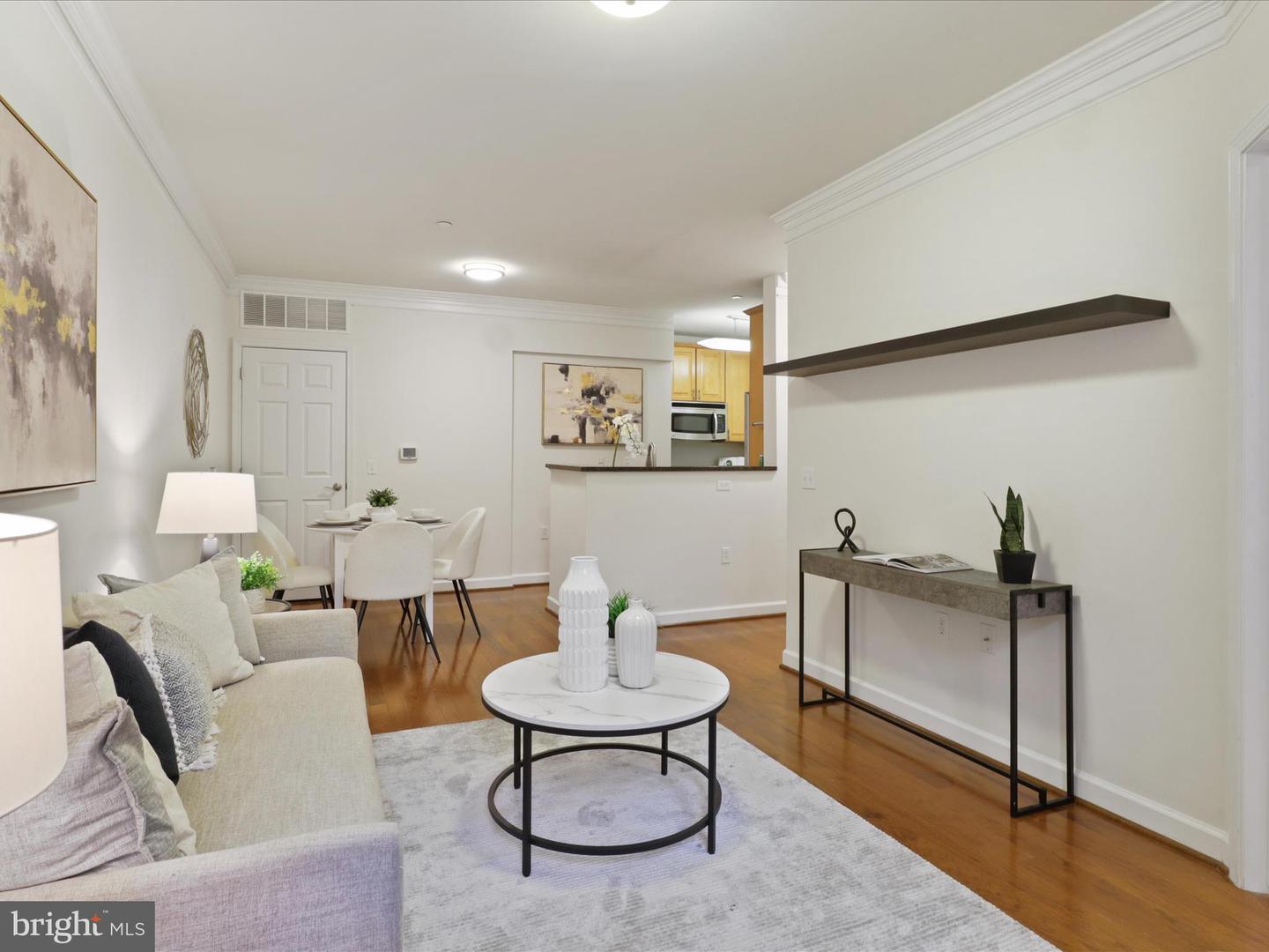 2101 N MONROE ST #212, ARLINGTON, Virginia 22207, 1 Bedroom Bedrooms, ,1 BathroomBathrooms,Residential,For sale,2101 N MONROE ST #212,VAAR2067706 MLS # VAAR2067706