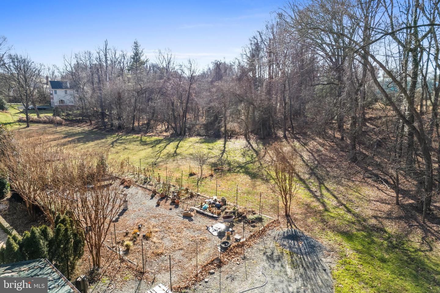 9813 GEORGETOWN PIKE, GREAT FALLS, Virginia 22066, 3 Bedrooms Bedrooms, ,1 BathroomBathrooms,Residential,For sale,9813 GEORGETOWN PIKE,VAFX2285548 MLS # VAFX2285548