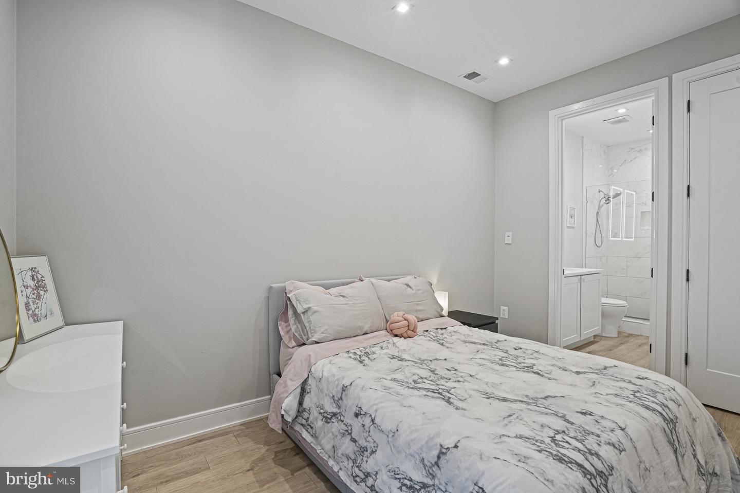 725 EUCLID ST NW #1, WASHINGTON, District Of Columbia 20001, 2 Bedrooms Bedrooms, ,2 BathroomsBathrooms,Residential,For sale,725 EUCLID ST NW #1,DCDC2241196 MLS # DCDC2241196 725 EUCLID ST NW #1, WASHINGTON, District Of Columbia 20001, 2 Bedrooms Bedrooms, ,2 BathroomsBathrooms,Residential,For sale,725 EUCLID ST NW #1,DCDC2241196 MLS # DCDC2241196