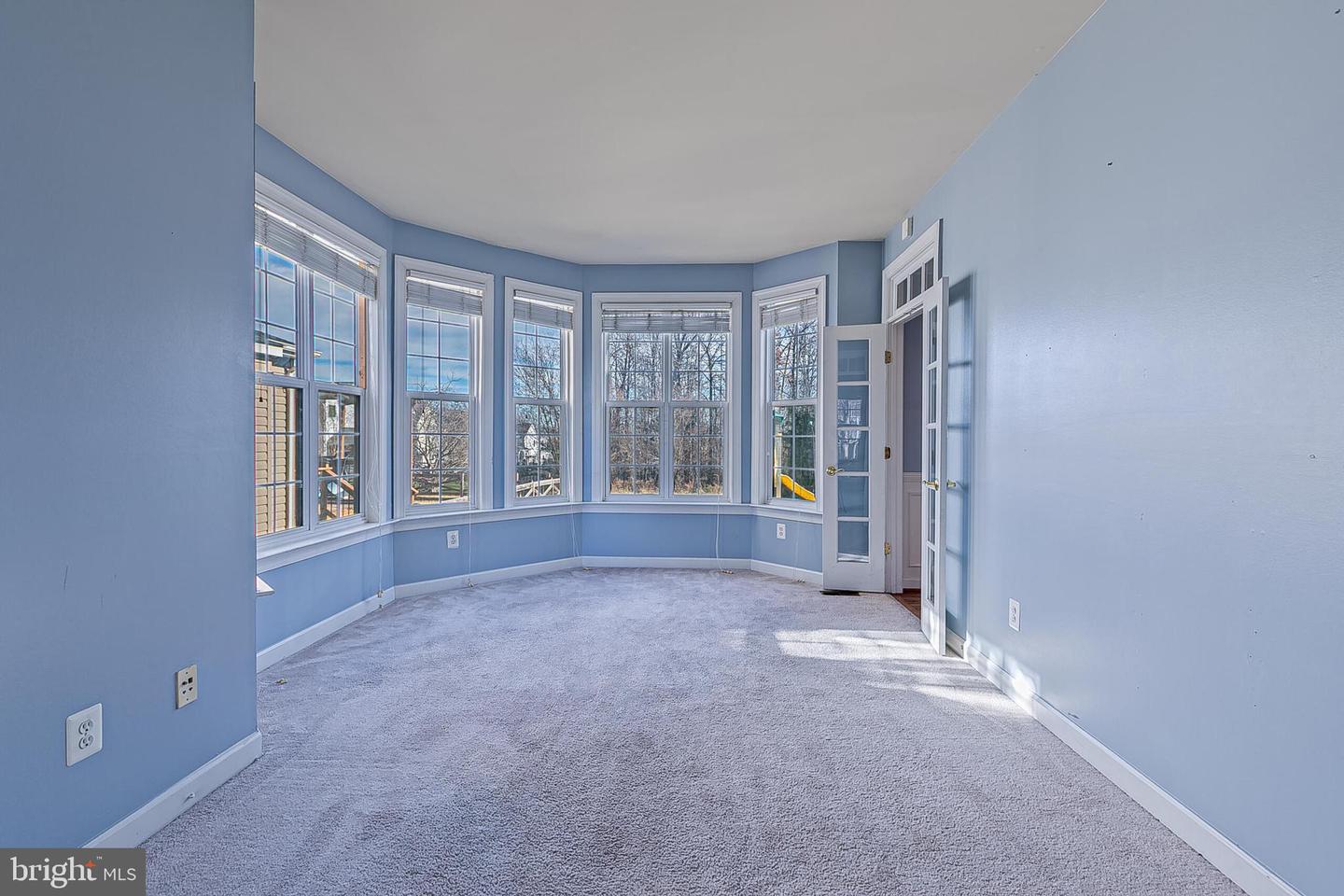 9927 BROADSWORD DR, BRISTOW, Virginia 20136, 4 Bedrooms Bedrooms, 15 Rooms Rooms,3 BathroomsBathrooms,Residential,For sale,9927 BROADSWORD DR,VAPW2110482 MLS # VAPW2110482