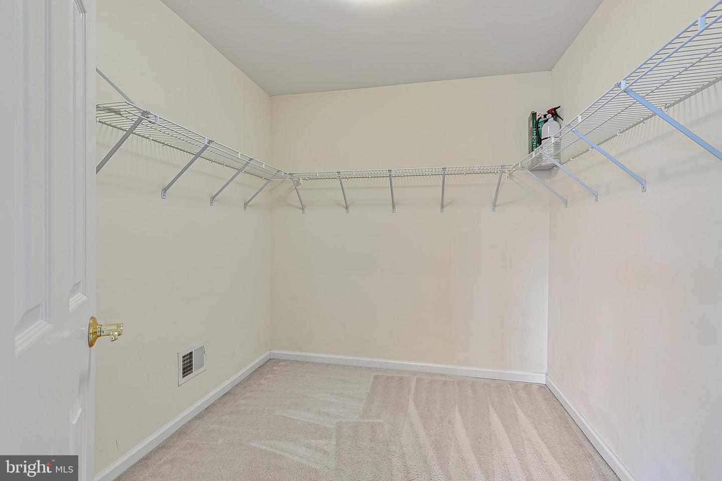 9927 BROADSWORD DR, BRISTOW, Virginia 20136, 4 Bedrooms Bedrooms, 15 Rooms Rooms,3 BathroomsBathrooms,Residential,For sale,9927 BROADSWORD DR,VAPW2110482 MLS # VAPW2110482