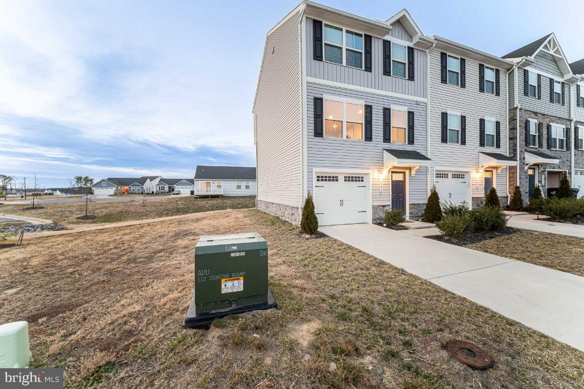 18256 CAPITAL CT, RUTHER GLEN, Virginia 22546, 3 Bedrooms Bedrooms, 6 Rooms Rooms,2 BathroomsBathrooms,Residential,For sale,18256 CAPITAL CT,VACV2009404 MLS # VACV2009404 18256 CAPITAL CT, RUTHER GLEN, Virginia 22546, 3 Bedrooms Bedrooms, 6 Rooms Rooms,2 BathroomsBathrooms,Residential,For sale,18256 CAPITAL CT,VACV2009404 MLS # VACV2009404