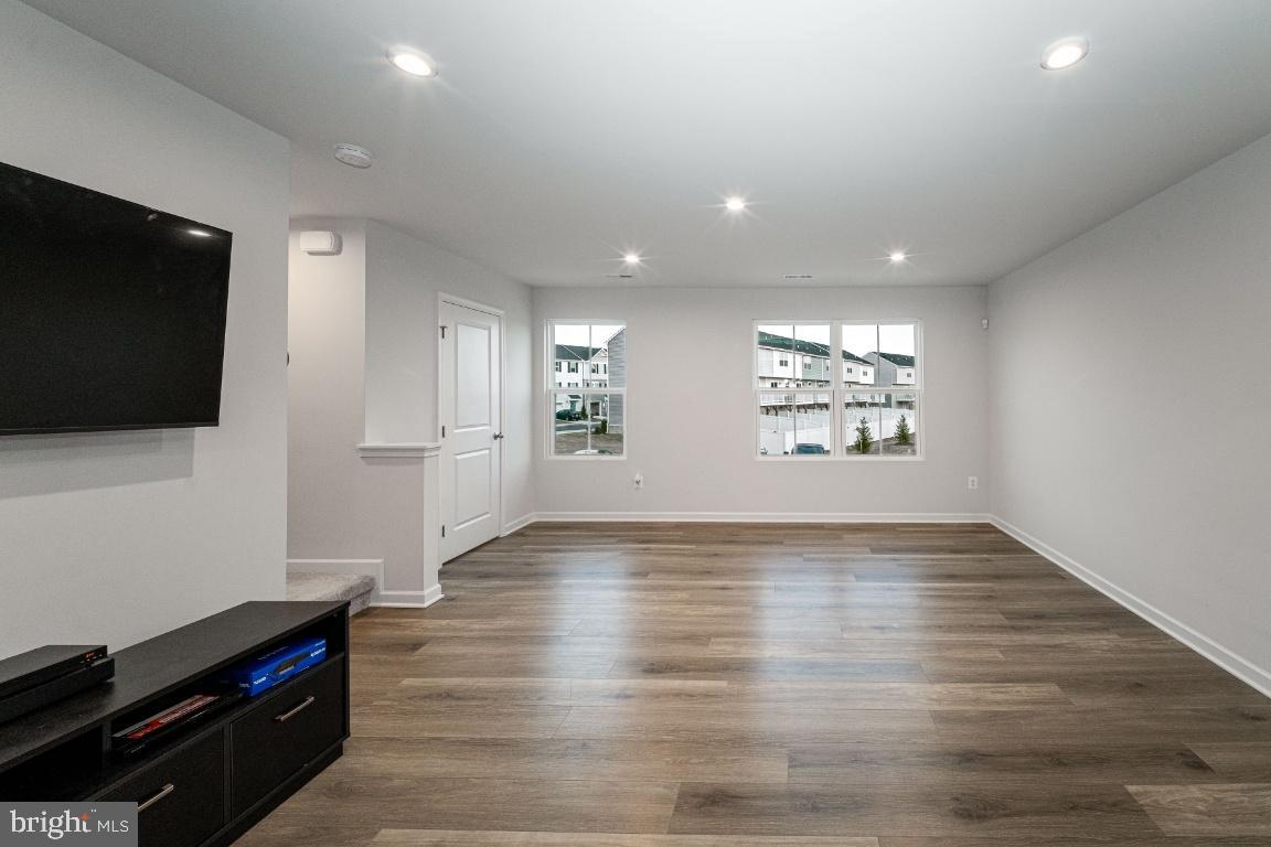 18256 CAPITAL CT, RUTHER GLEN, Virginia 22546, 3 Bedrooms Bedrooms, 6 Rooms Rooms,2 BathroomsBathrooms,Residential,For sale,18256 CAPITAL CT,VACV2009404 MLS # VACV2009404 18256 CAPITAL CT, RUTHER GLEN, Virginia 22546, 3 Bedrooms Bedrooms, 6 Rooms Rooms,2 BathroomsBathrooms,Residential,For sale,18256 CAPITAL CT,VACV2009404 MLS # VACV2009404