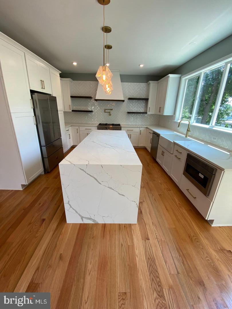 4222 LAMARRE DR, FAIRFAX, Virginia 22030, 4 Bedrooms Bedrooms, ,4 BathroomsBathrooms,Residential,For sale,4222 LAMARRE DR,VAFX2285668 MLS # VAFX2285668