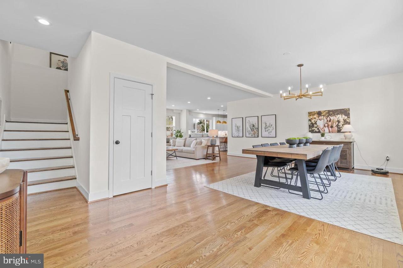 4222 LAMARRE DR, FAIRFAX, Virginia 22030, 4 Bedrooms Bedrooms, ,4 BathroomsBathrooms,Residential,For sale,4222 LAMARRE DR,VAFX2285668 MLS # VAFX2285668