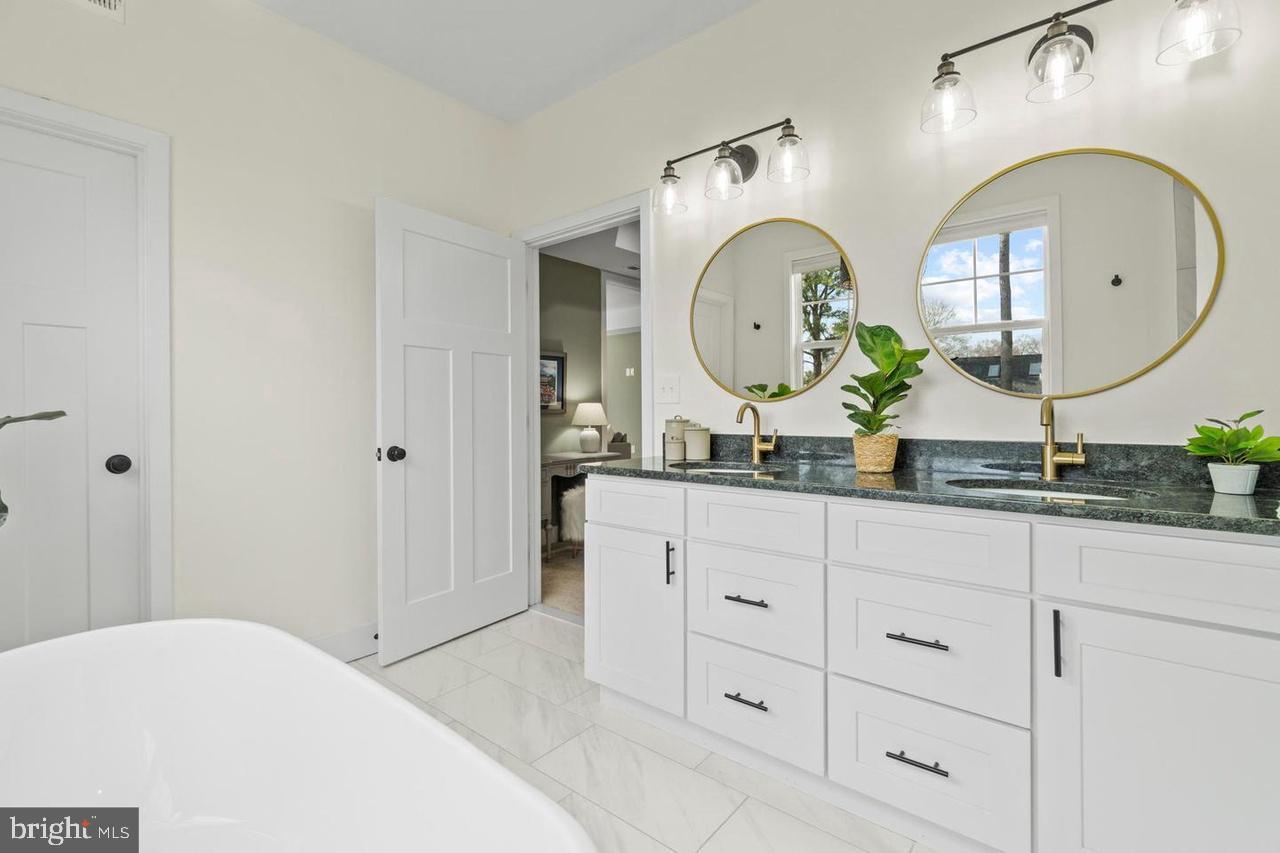 4222 LAMARRE DR, FAIRFAX, Virginia 22030, 4 Bedrooms Bedrooms, ,4 BathroomsBathrooms,Residential,For sale,4222 LAMARRE DR,VAFX2285668 MLS # VAFX2285668