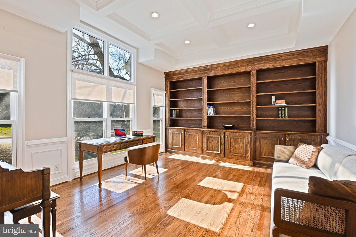 1411 WOODHURST BLVD, MCLEAN, Virginia 22102, 6 Bedrooms Bedrooms, ,5 BathroomsBathrooms,Residential,For sale,1411 WOODHURST BLVD,VAFX2285720 MLS # VAFX2285720