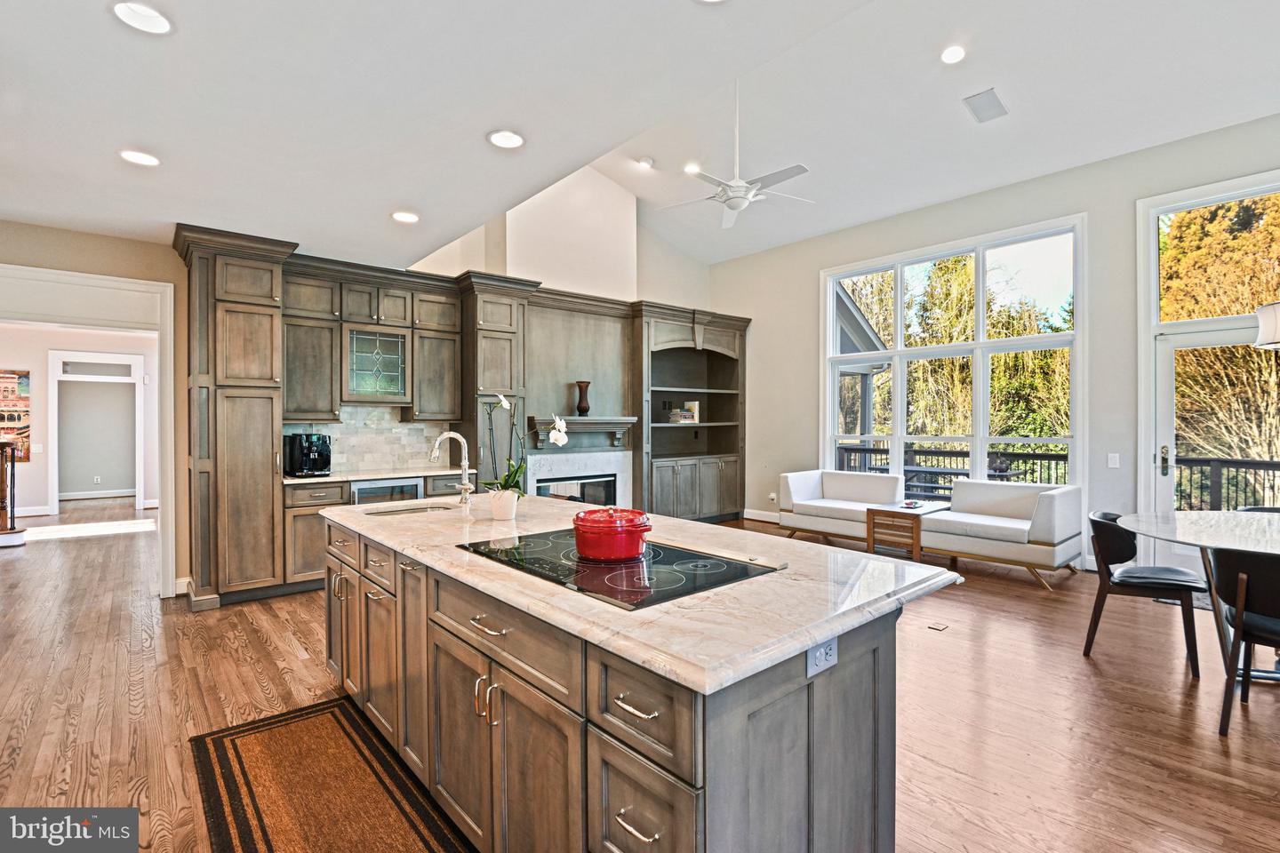 1411 WOODHURST BLVD, MCLEAN, Virginia 22102, 6 Bedrooms Bedrooms, ,5 BathroomsBathrooms,Residential,For sale,1411 WOODHURST BLVD,VAFX2285720 MLS # VAFX2285720