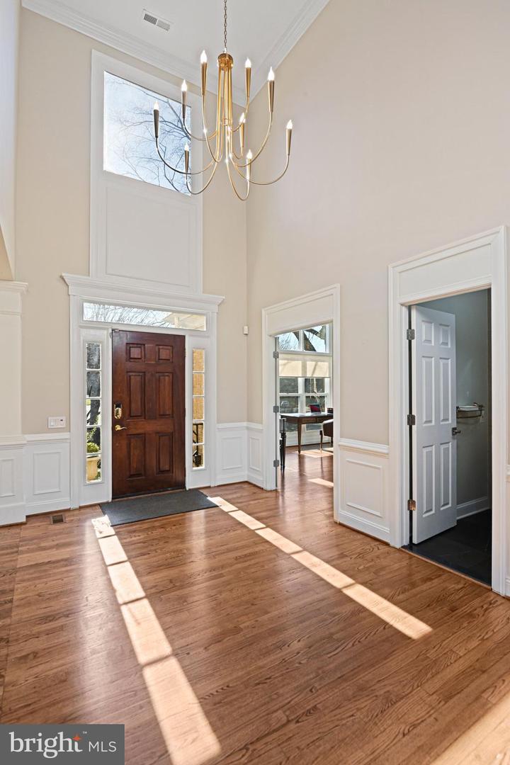 1411 WOODHURST BLVD, MCLEAN, Virginia 22102, 6 Bedrooms Bedrooms, ,5 BathroomsBathrooms,Residential,For sale,1411 WOODHURST BLVD,VAFX2285720 MLS # VAFX2285720