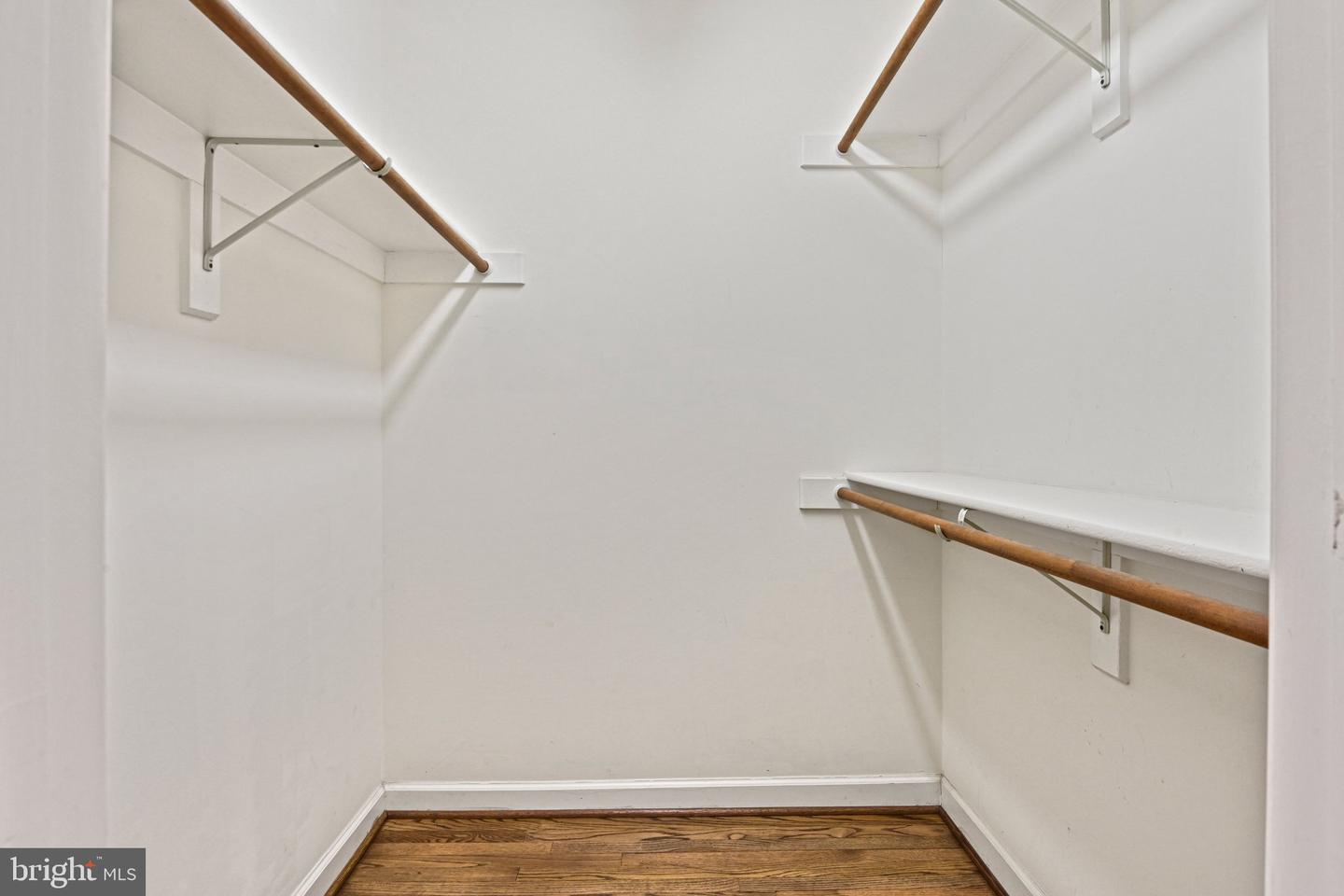 1411 WOODHURST BLVD, MCLEAN, Virginia 22102, 6 Bedrooms Bedrooms, ,5 BathroomsBathrooms,Residential,For sale,1411 WOODHURST BLVD,VAFX2285720 MLS # VAFX2285720