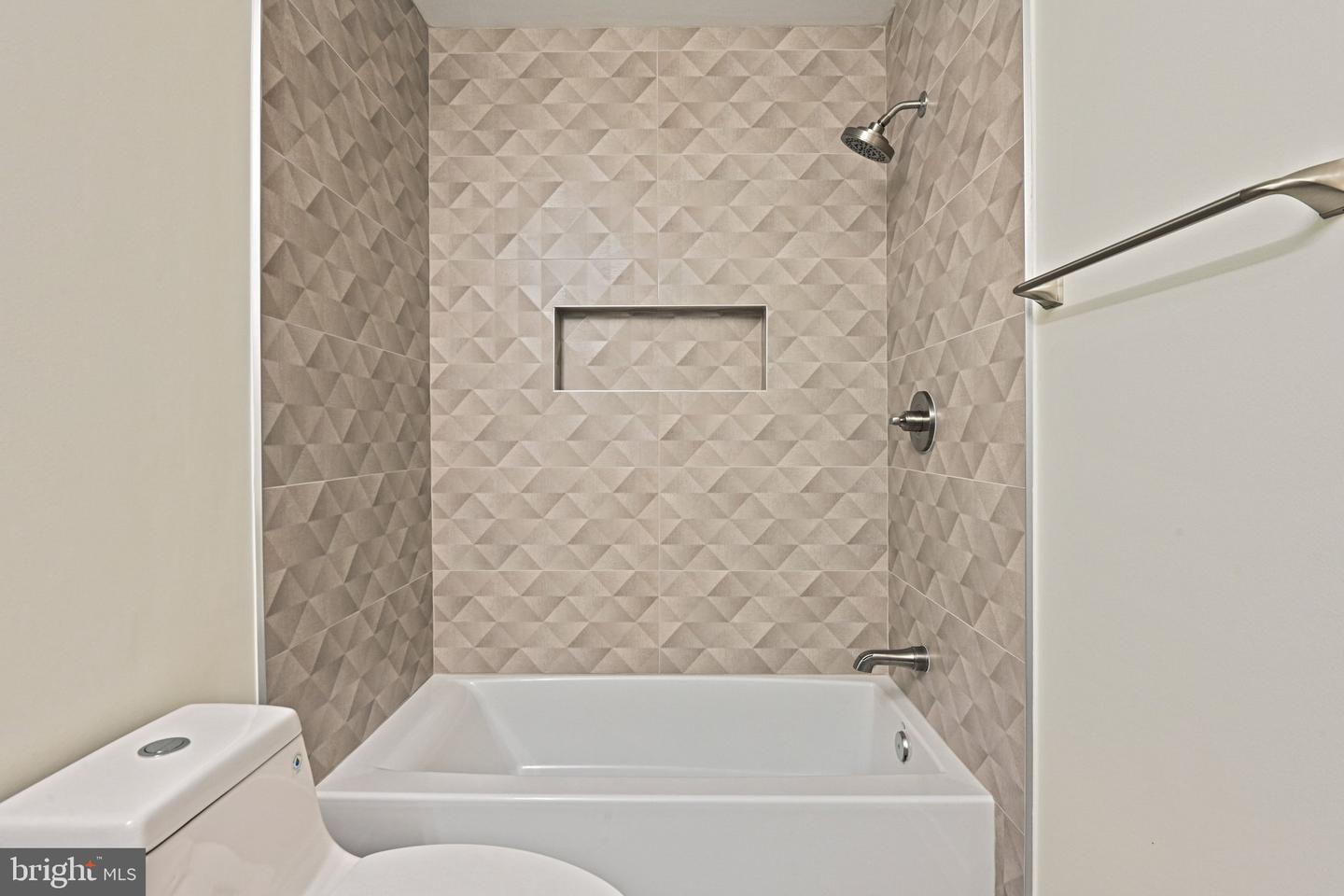 1411 WOODHURST BLVD, MCLEAN, Virginia 22102, 6 Bedrooms Bedrooms, ,5 BathroomsBathrooms,Residential,For sale,1411 WOODHURST BLVD,VAFX2285720 MLS # VAFX2285720