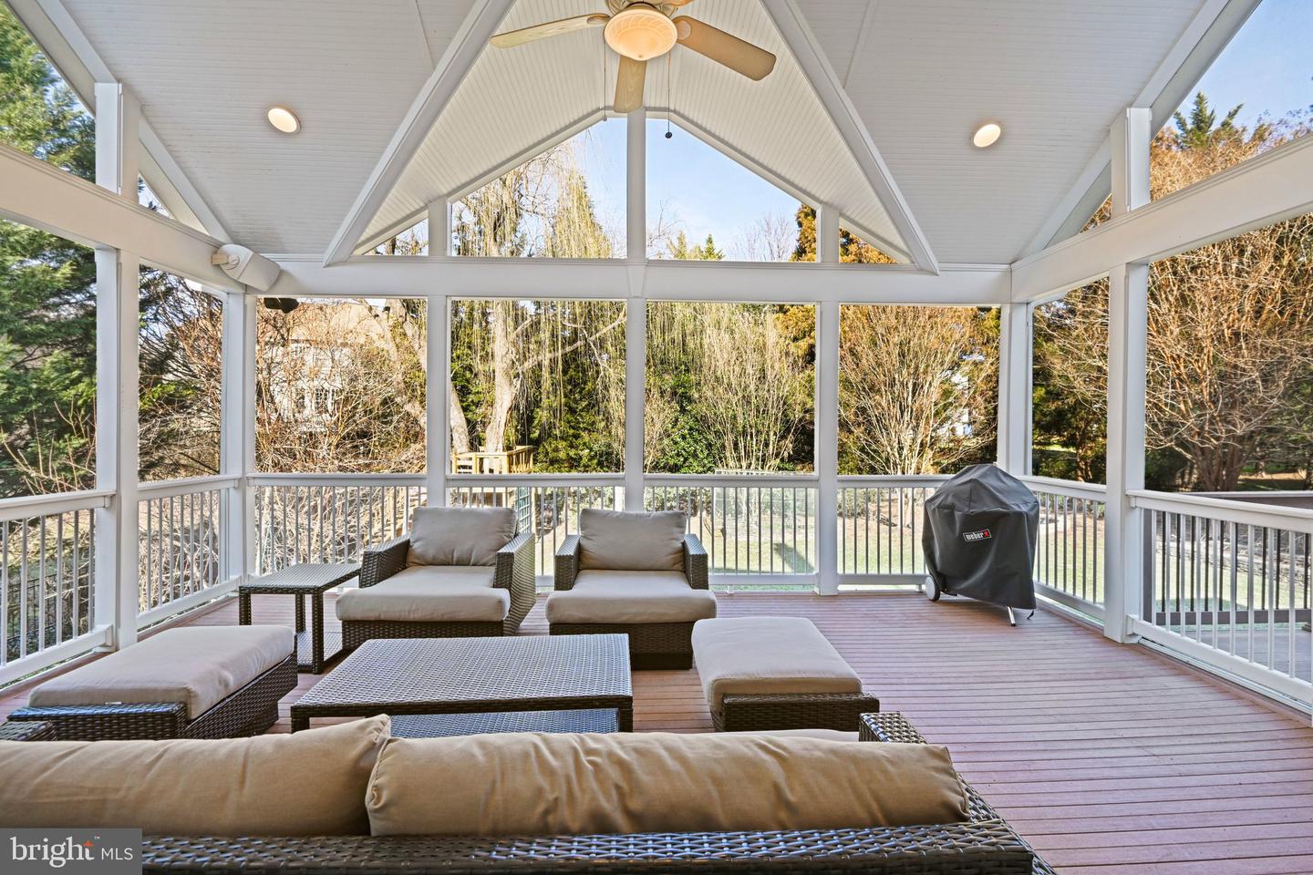 1411 WOODHURST BLVD, MCLEAN, Virginia 22102, 6 Bedrooms Bedrooms, ,5 BathroomsBathrooms,Residential,For sale,1411 WOODHURST BLVD,VAFX2285720 MLS # VAFX2285720