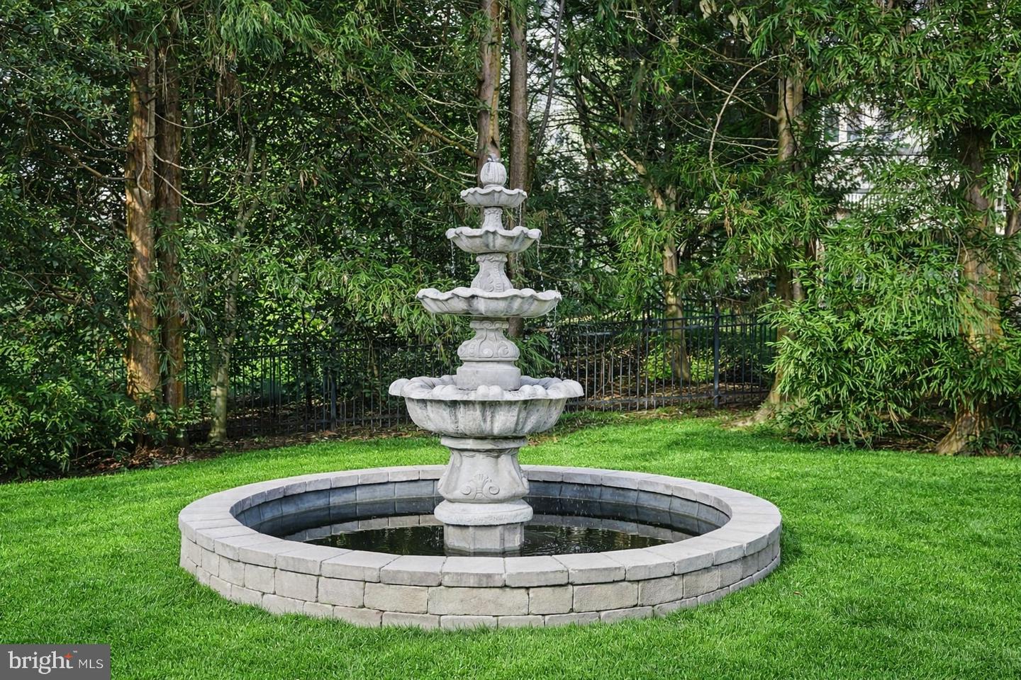 1411 WOODHURST BLVD, MCLEAN, Virginia 22102, 6 Bedrooms Bedrooms, ,5 BathroomsBathrooms,Residential,For sale,1411 WOODHURST BLVD,VAFX2285720 MLS # VAFX2285720