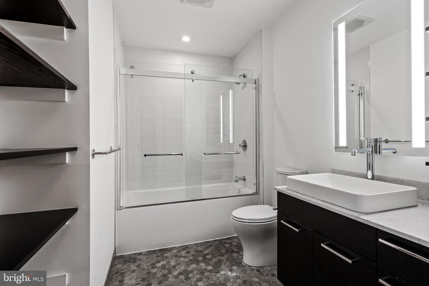 70 N ST SE #N815, WASHINGTON, District Of Columbia 20003, ,1 BathroomBathrooms,Residential,For sale,70 N ST SE #N815,DCDC2241346 MLS # DCDC2241346 70 N ST SE #N815, WASHINGTON, District Of Columbia 20003, ,1 BathroomBathrooms,Residential,For sale,70 N ST SE #N815,DCDC2241346 MLS # DCDC2241346