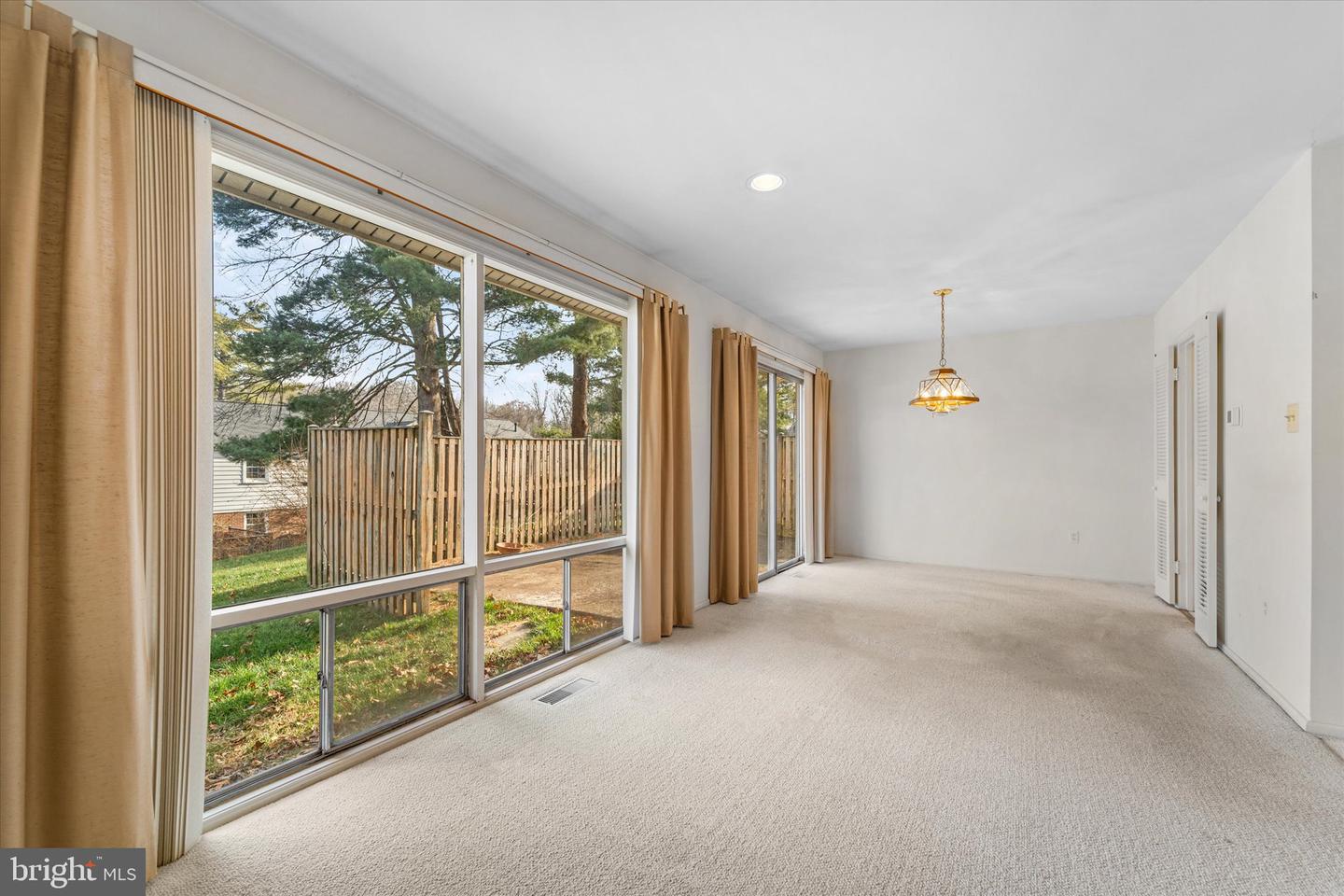 3209 ARMORY CT, FAIRFAX, Virginia 22030, 4 Bedrooms Bedrooms, ,2 BathroomsBathrooms,Residential,For sale,3209 ARMORY CT,VAFC2007658 MLS # VAFC2007658